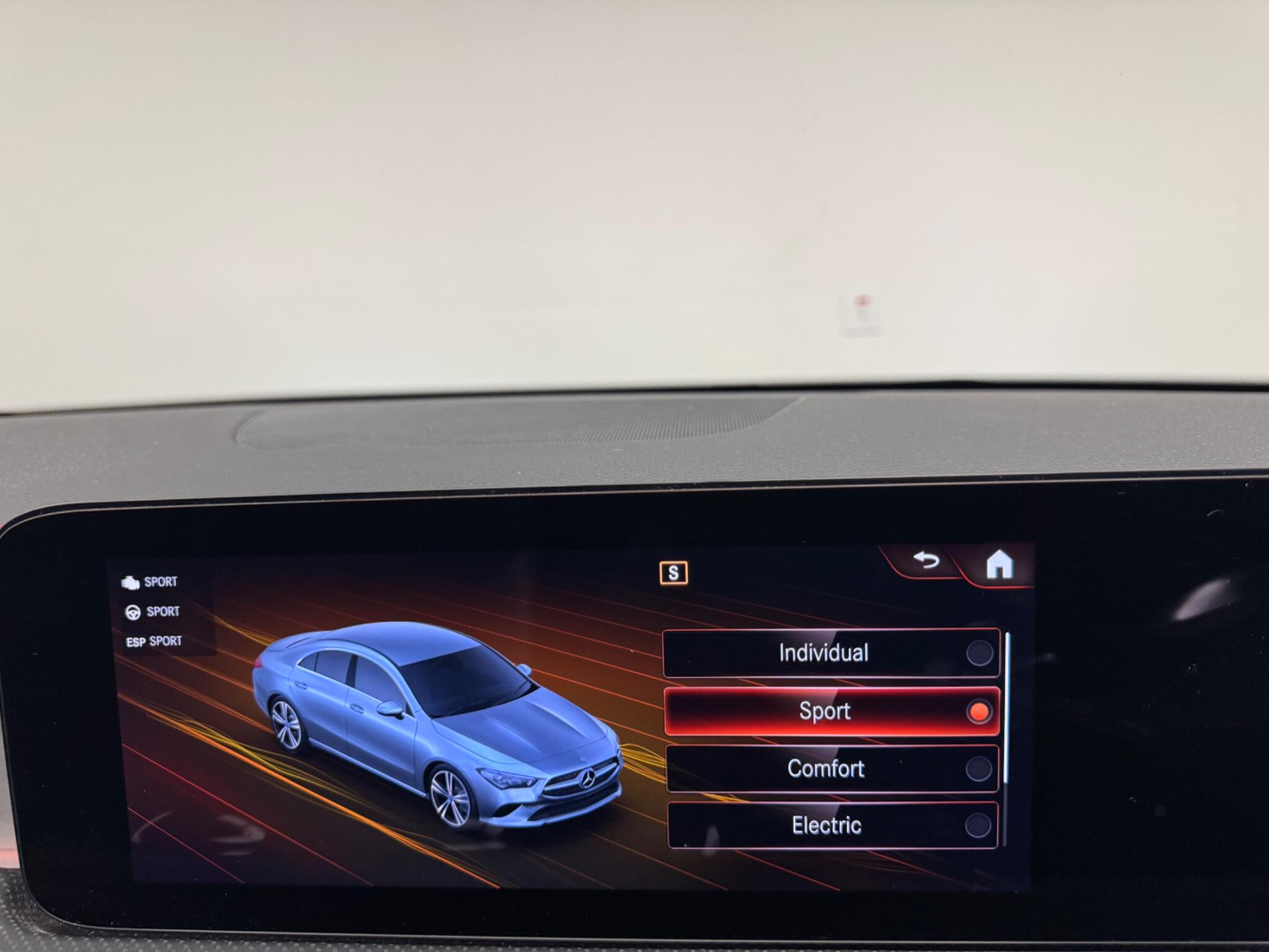 Mercedes-Benz Cla view 18