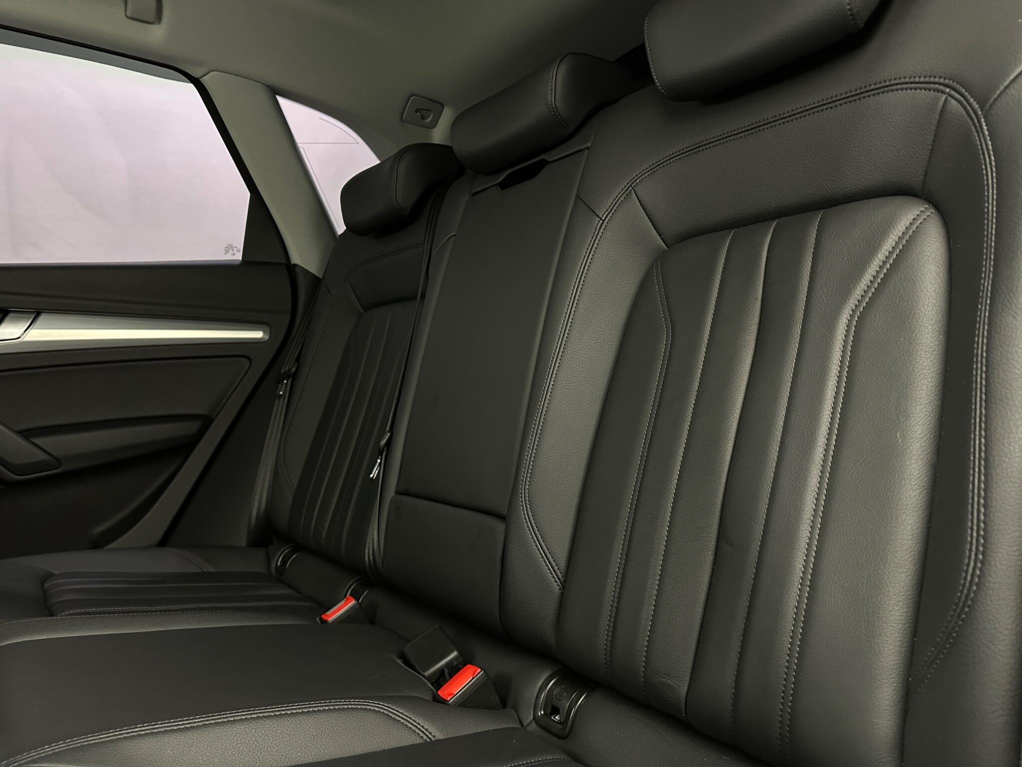 Audi Q5 view 40
