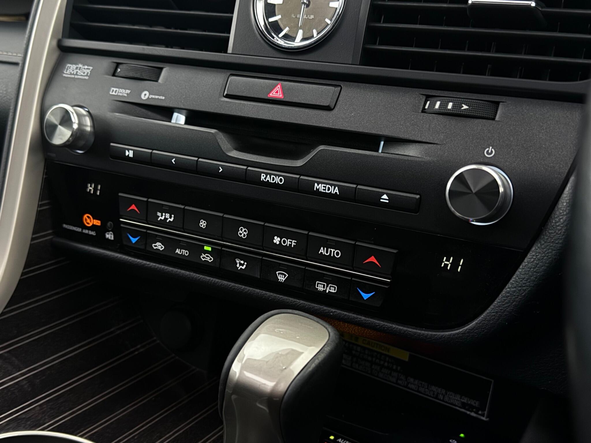 Lexus RX view 34