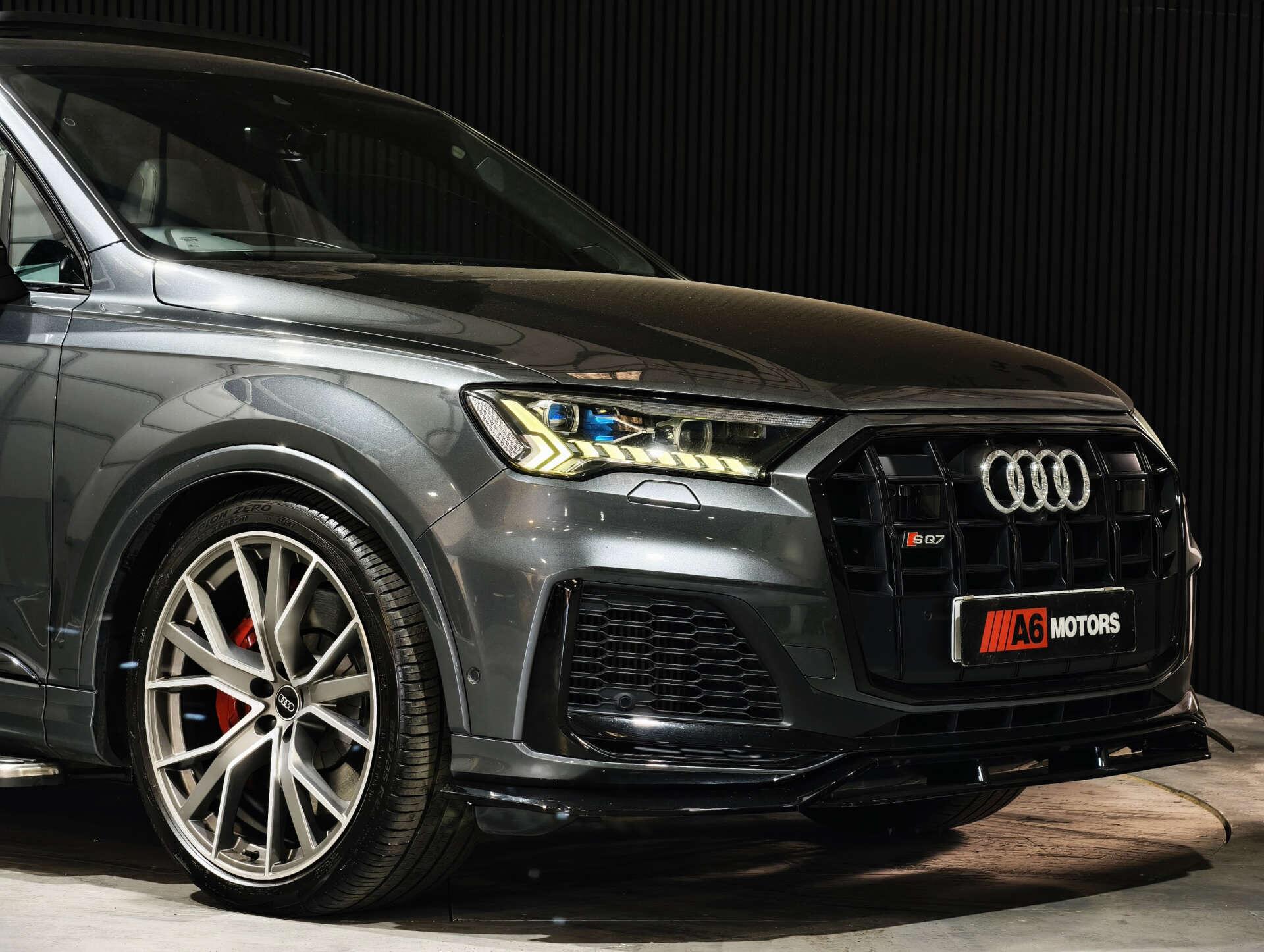 Audi SQ7 view 23