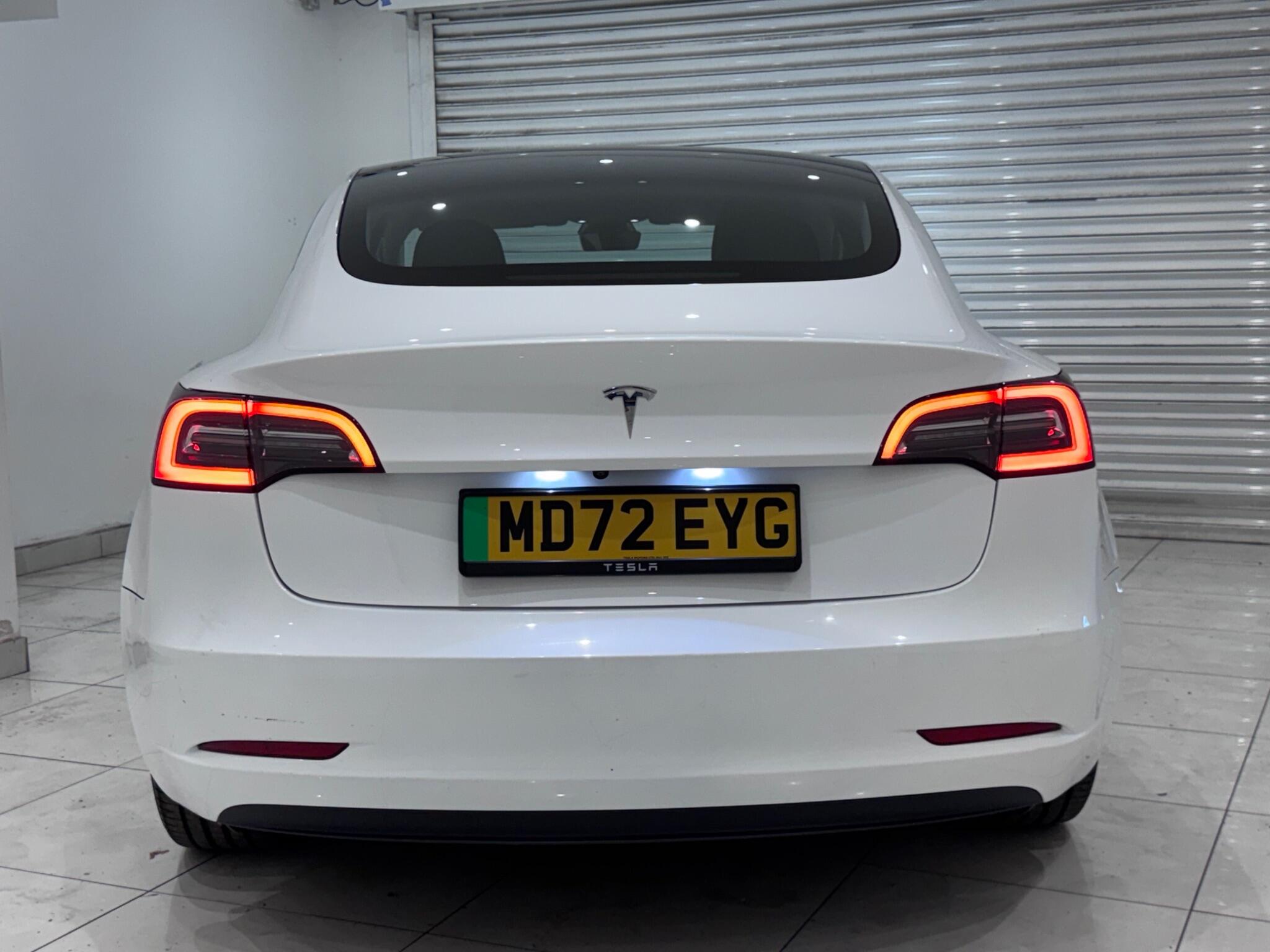 Tesla Model 3 view 7