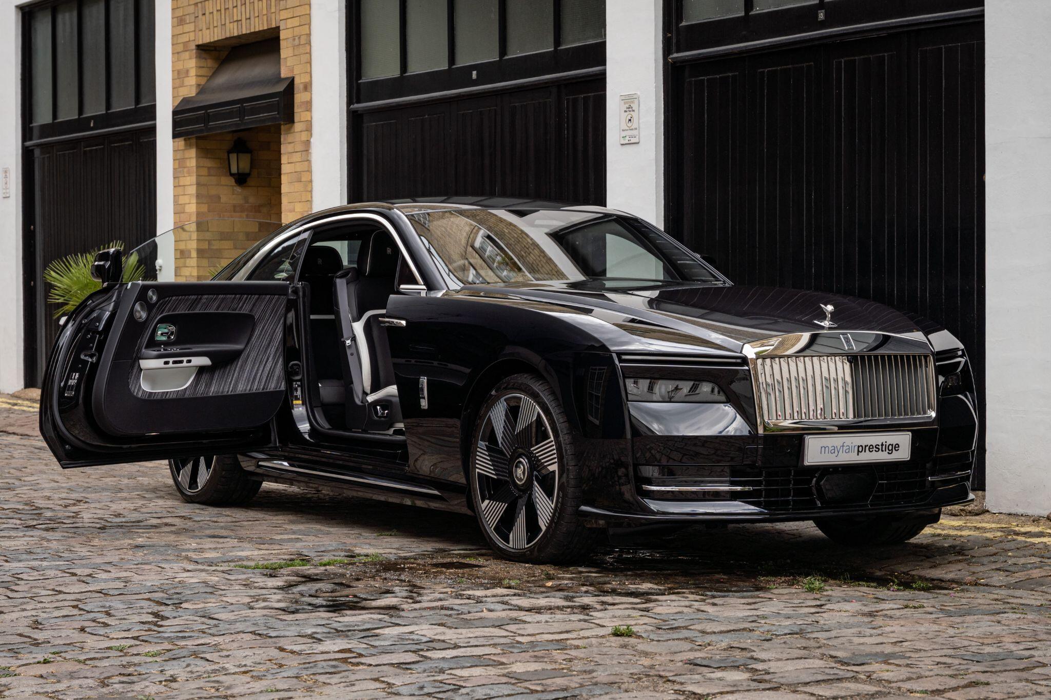 Rolls-Royce Spectre view 8