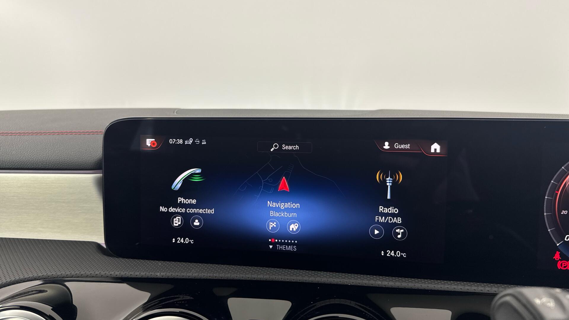 Mercedes-Benz CLA view 13