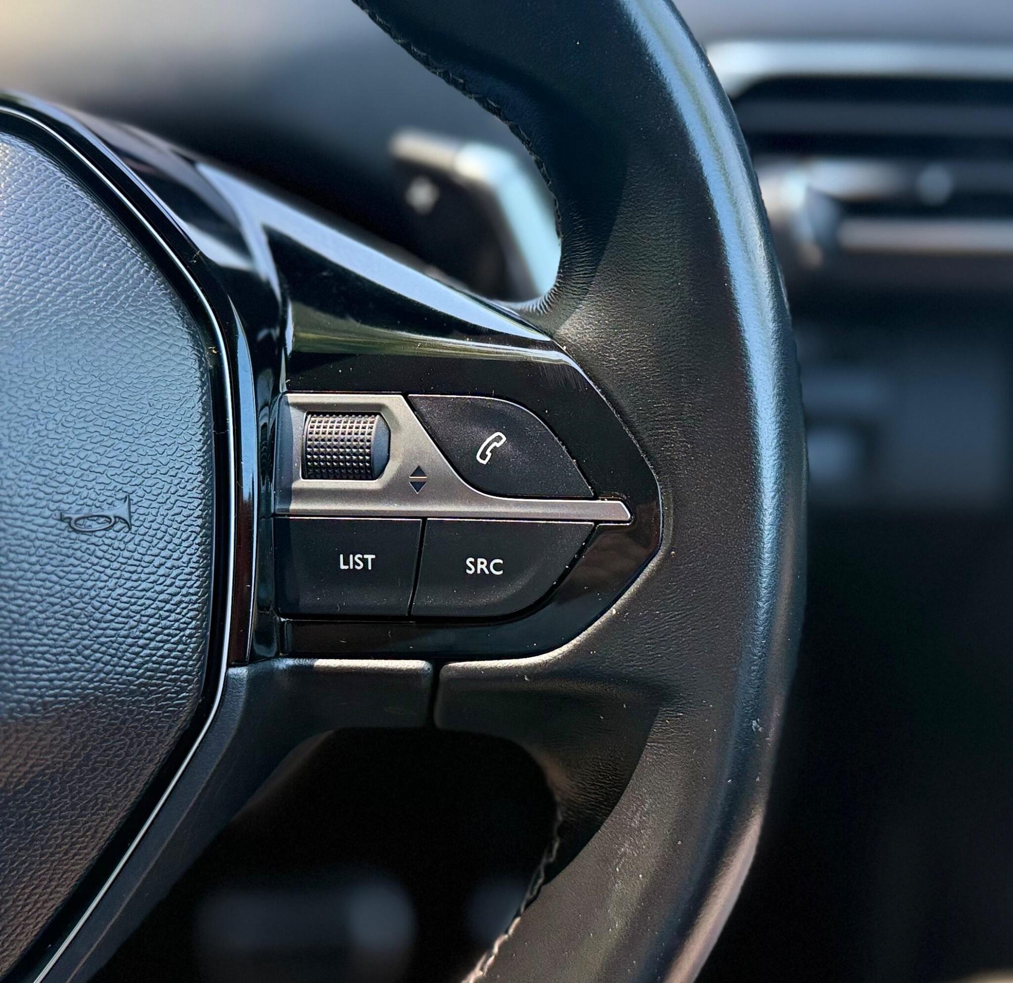 Peugeot 5008 view 13
