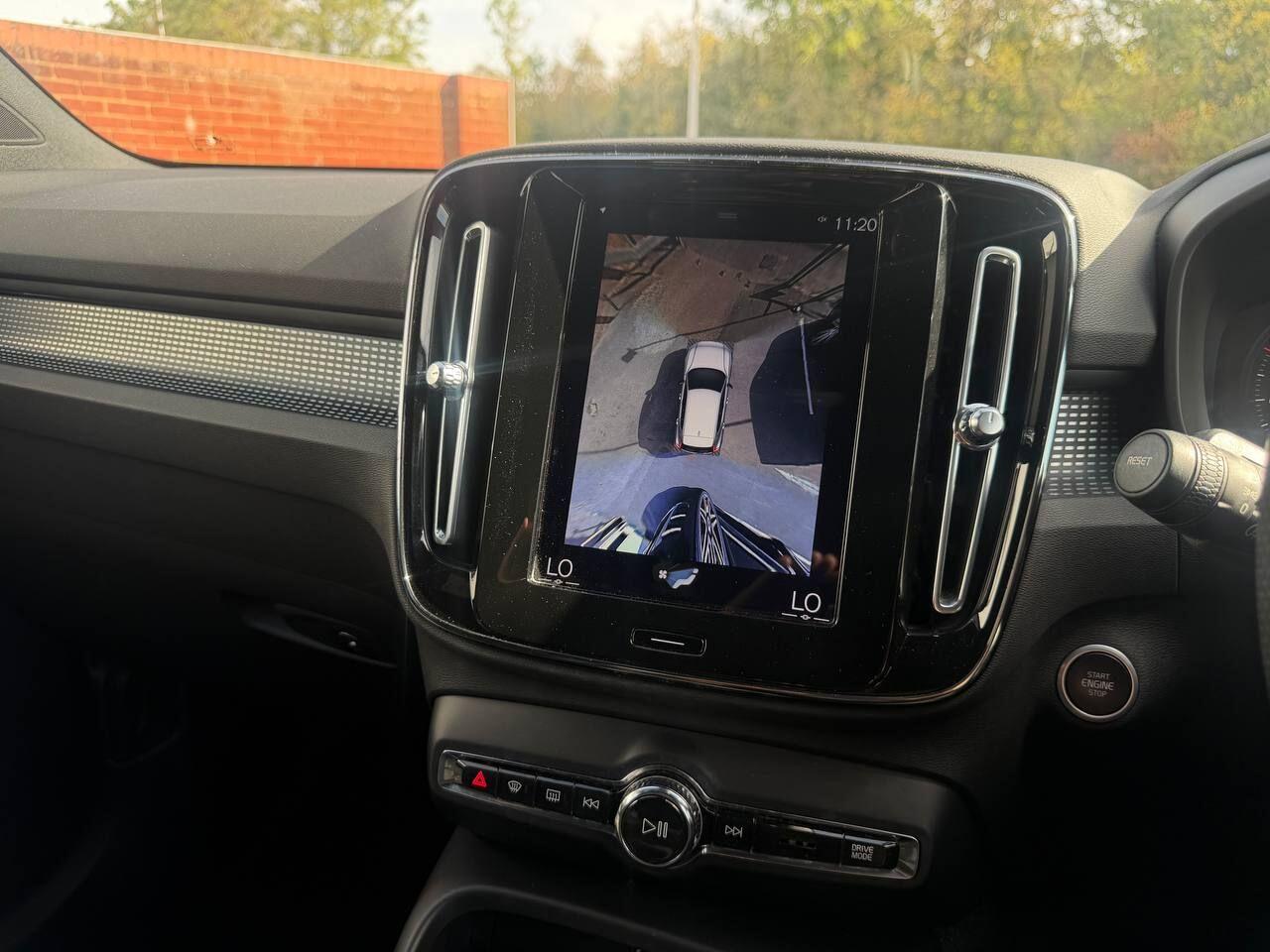 Volvo XC40 view 38