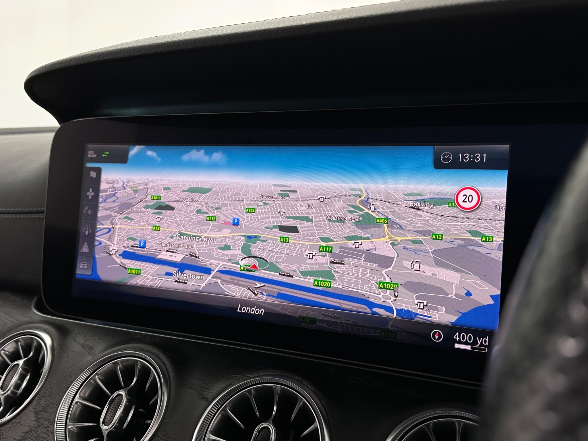 Mercedes-Benz E-Class view 24