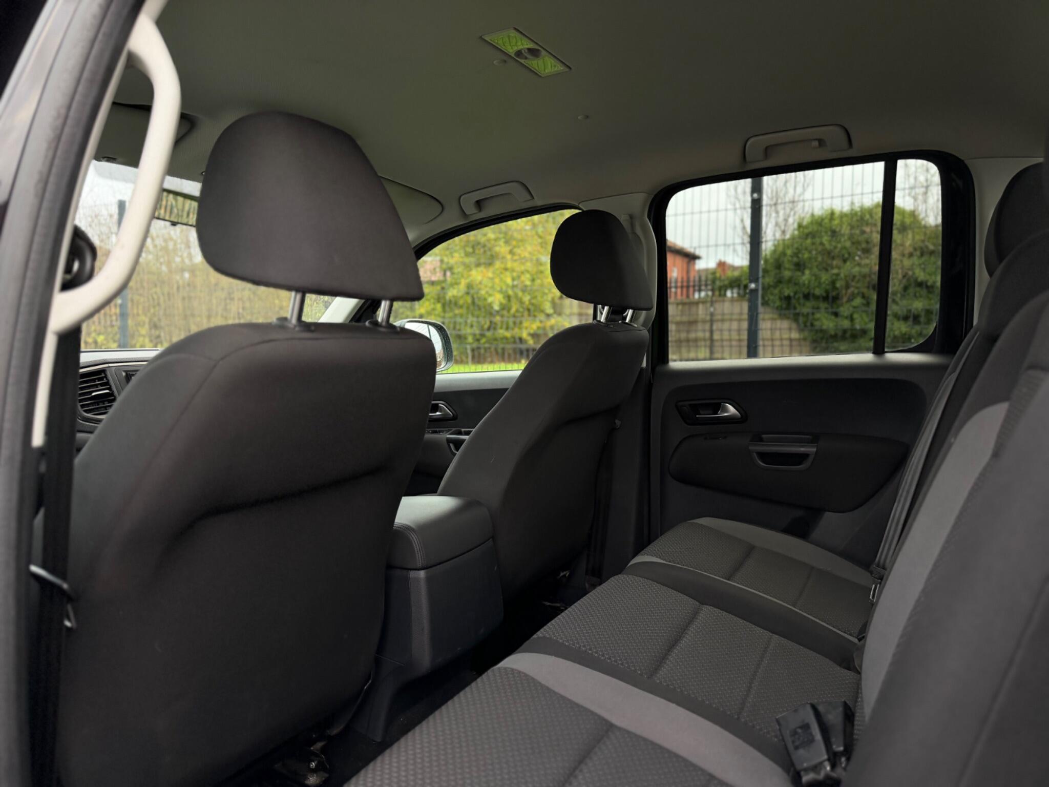 Volkswagen Amarok view 25