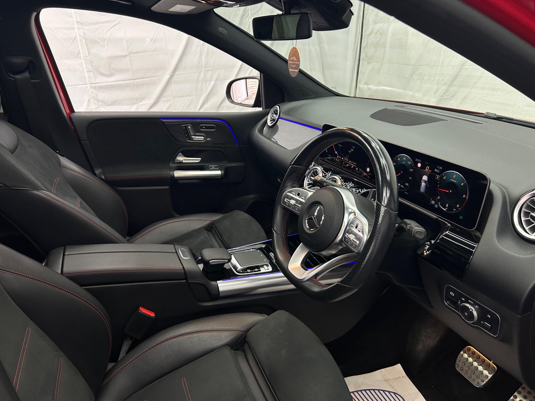 Mercedes-Benz B Class view 12