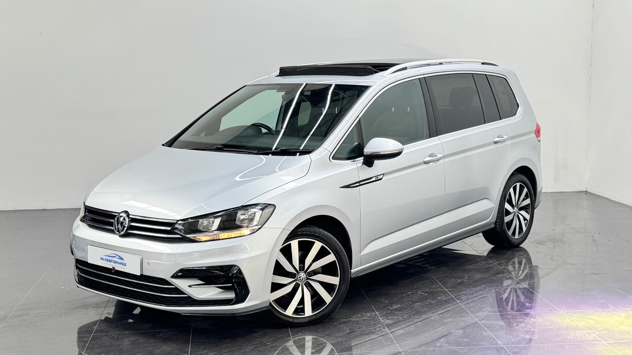 Volkswagen Touran view 14