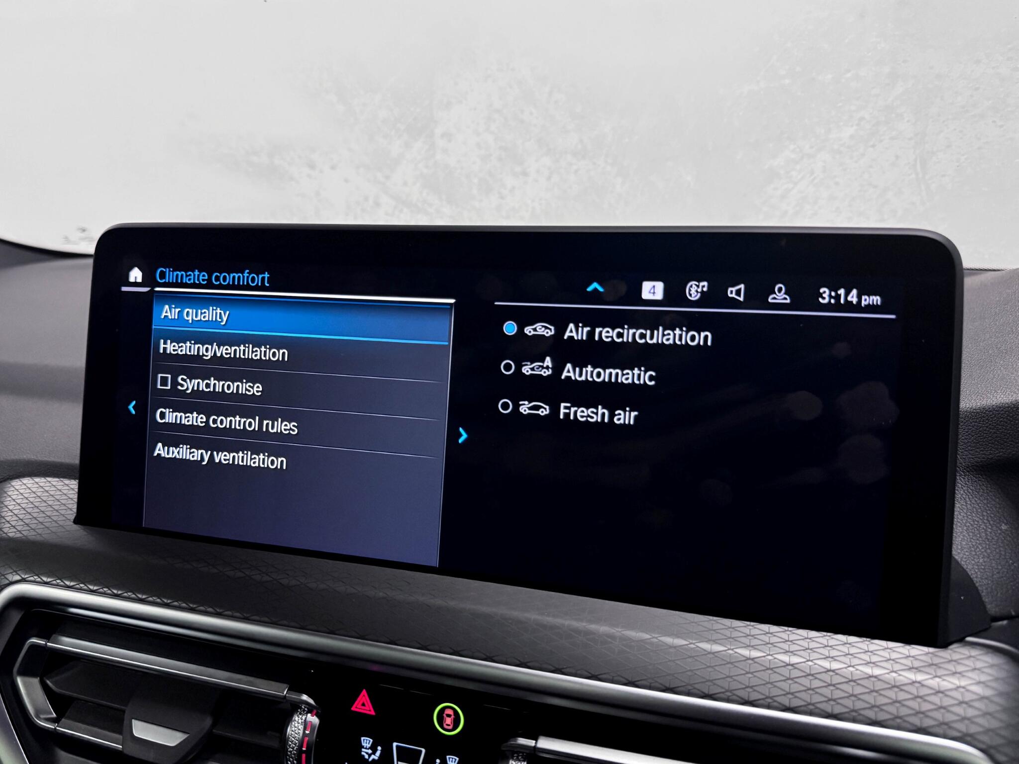 BMW X4 view 69
