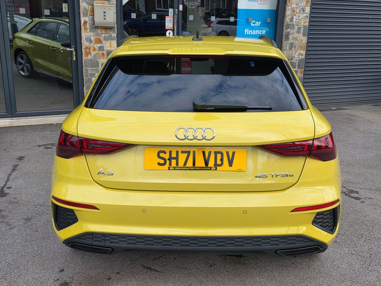Audi A3 view 24