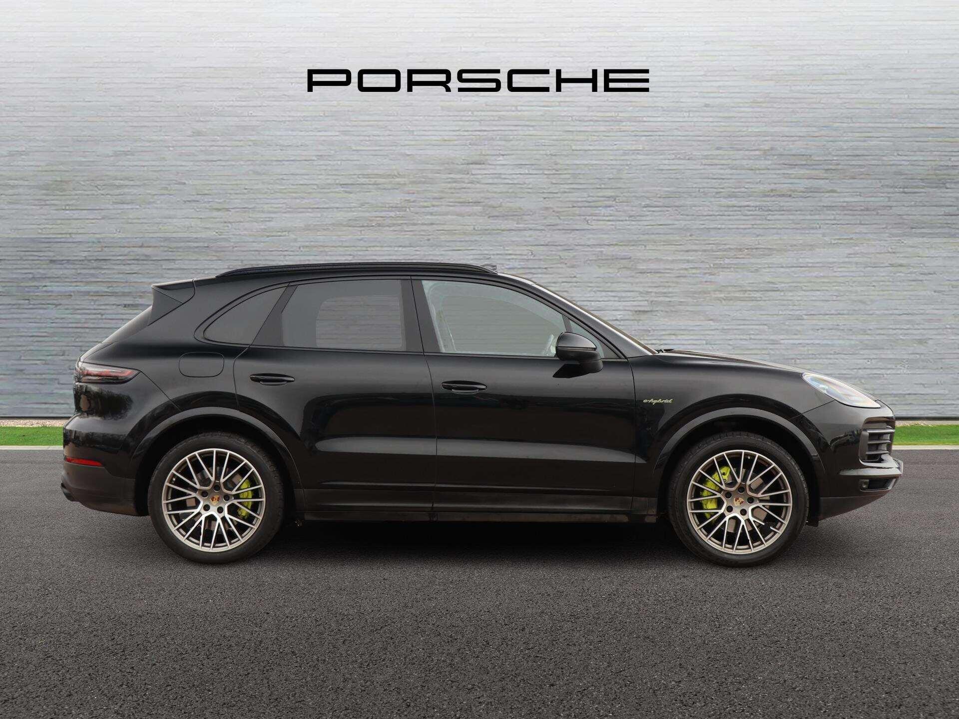 Porsche Cayenne view 2