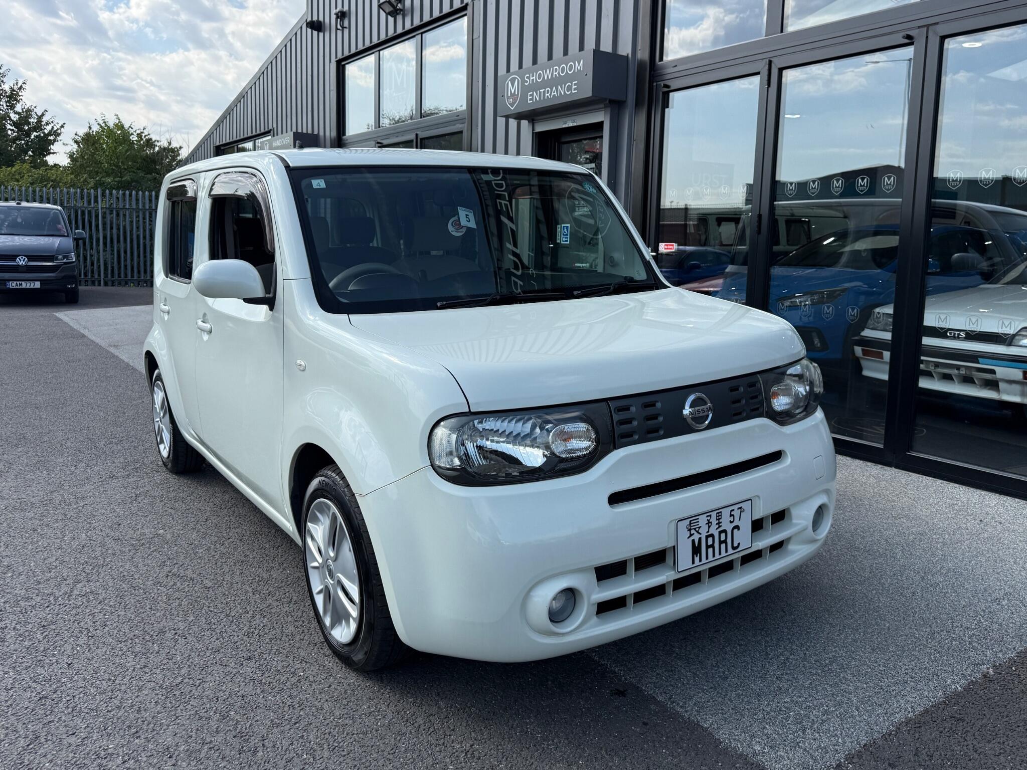 Nissan Cube view 10