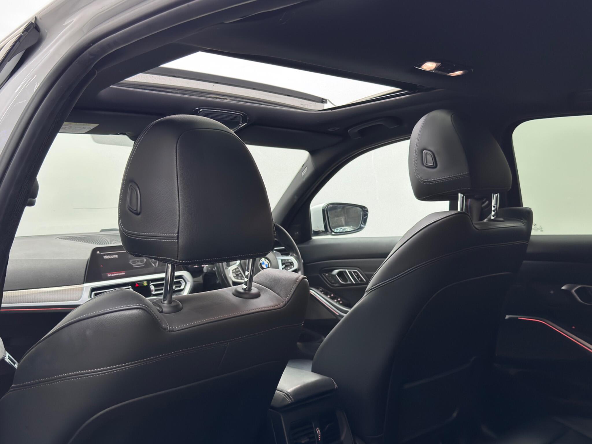 BMW 3 Series view 48