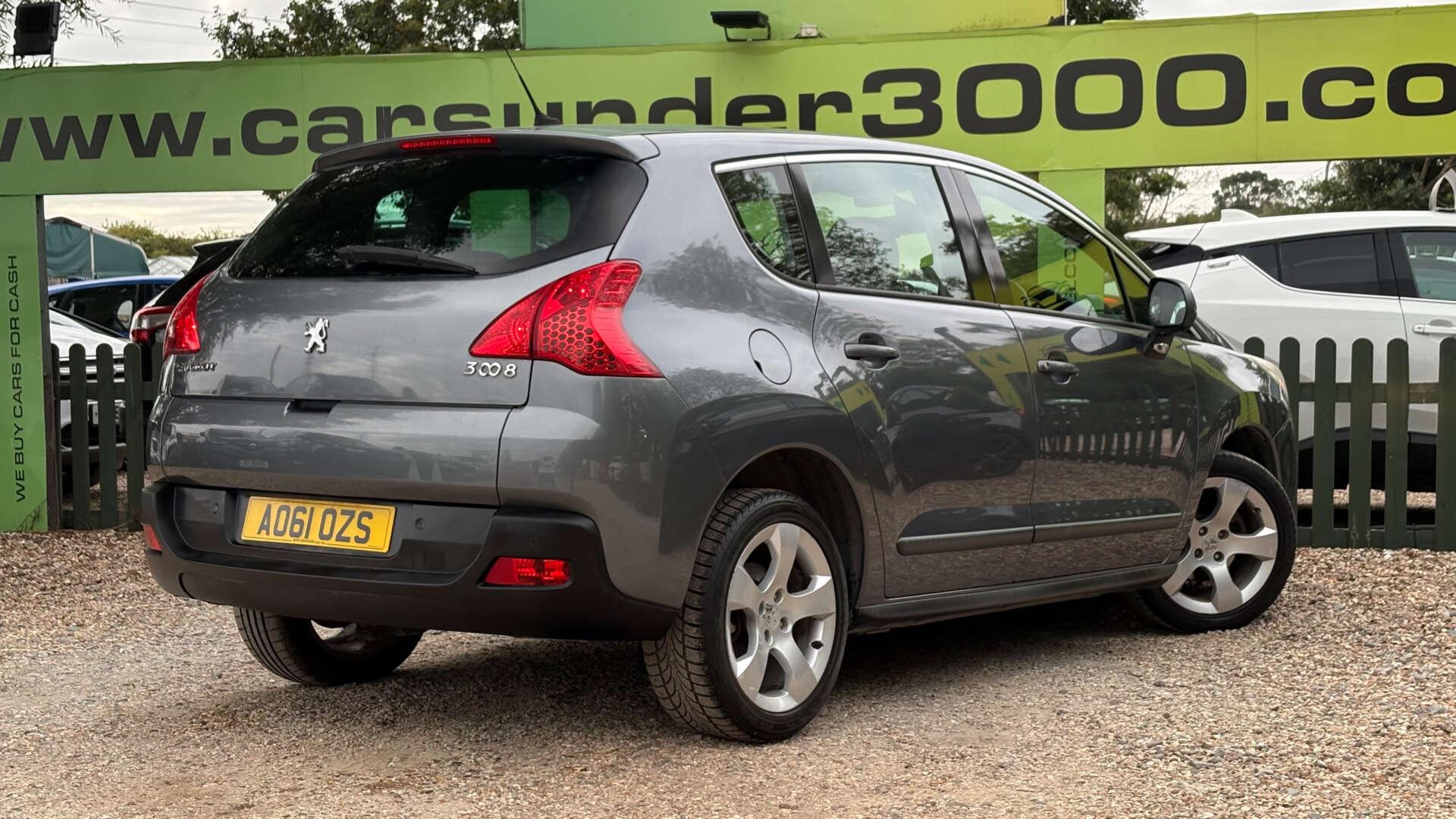 Peugeot 3008 view 7