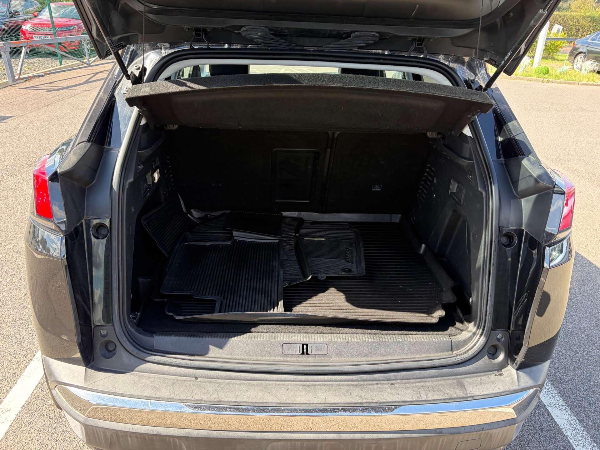 Peugeot 3008 view 25