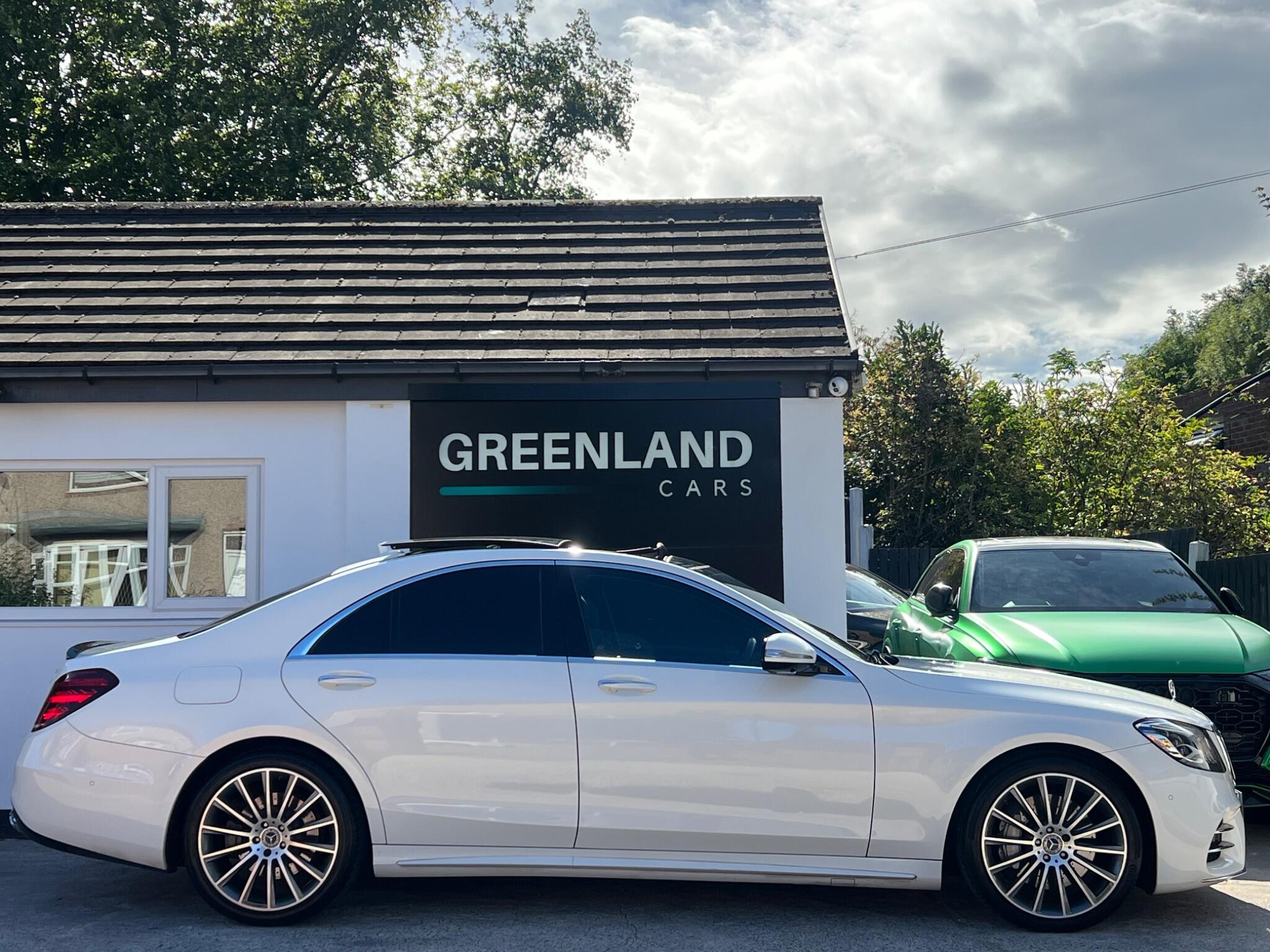 Mercedes-Benz S-Class view 29