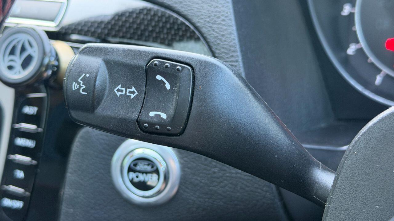 Ford S-Max view 25