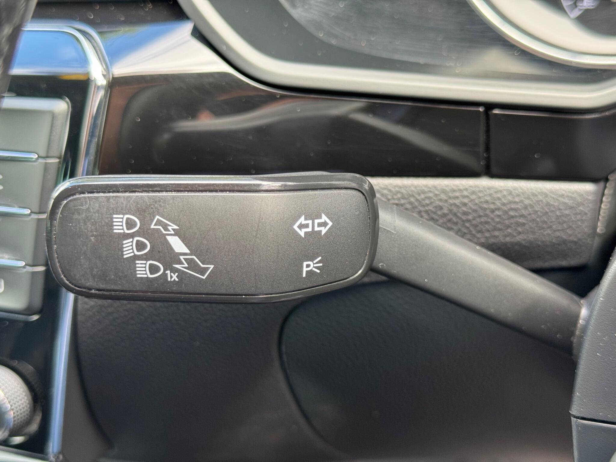 Skoda Superb view 38