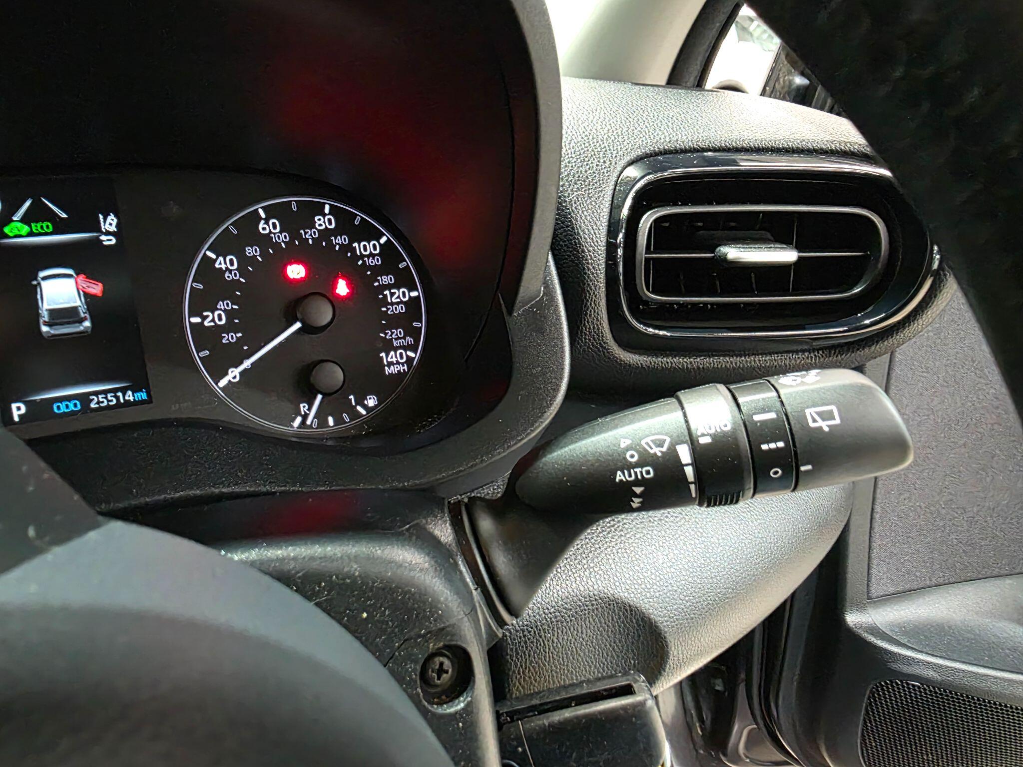 Toyota Yaris view 17