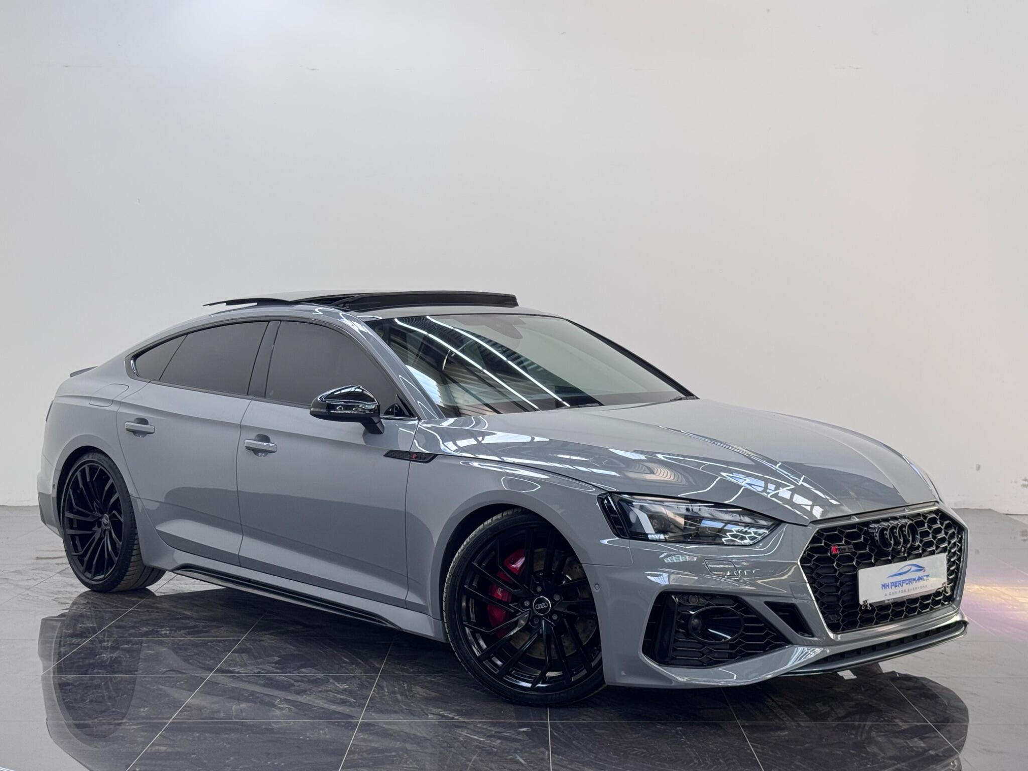 Audi RS5 view 23