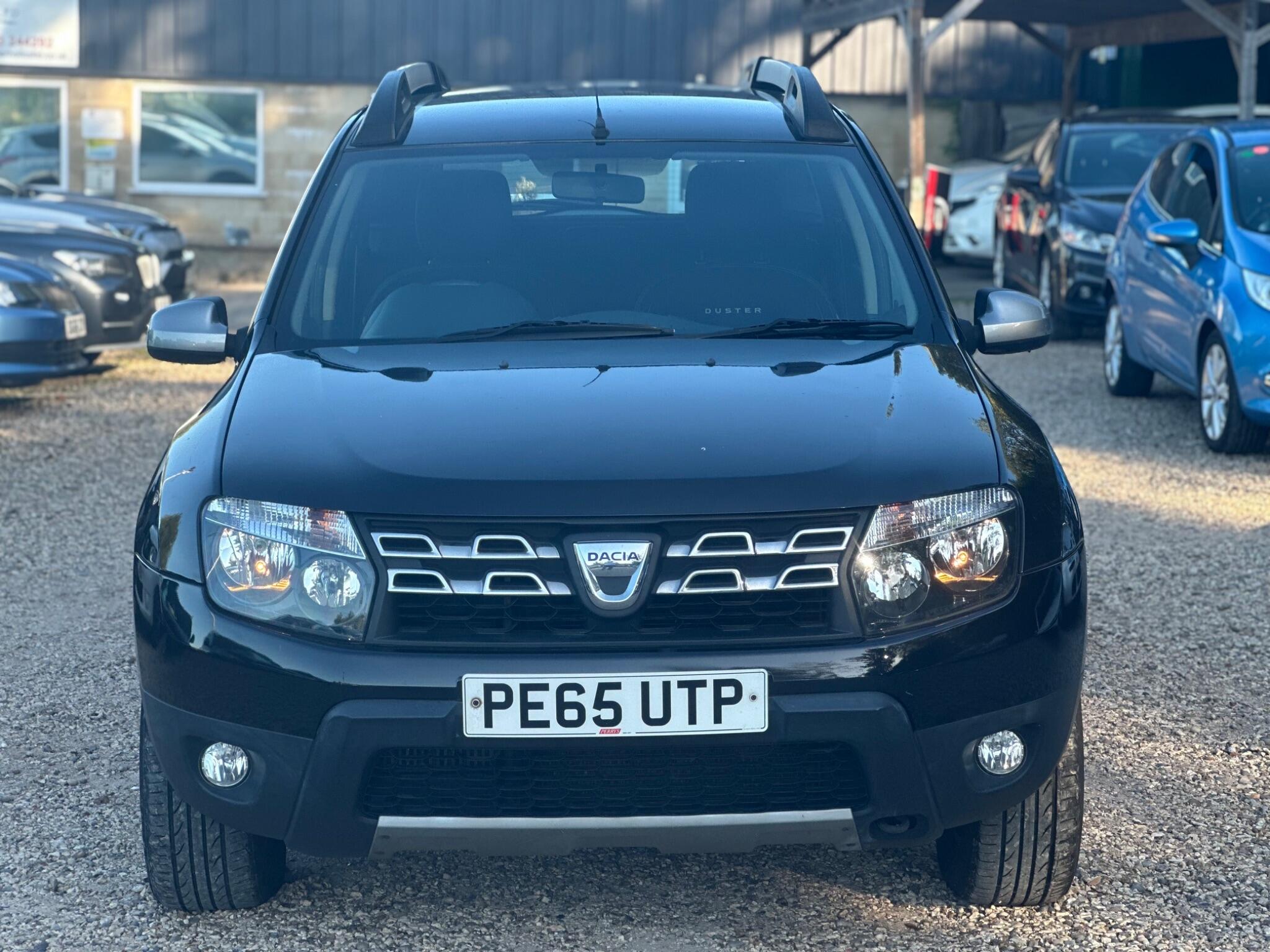Dacia Duster view 3
