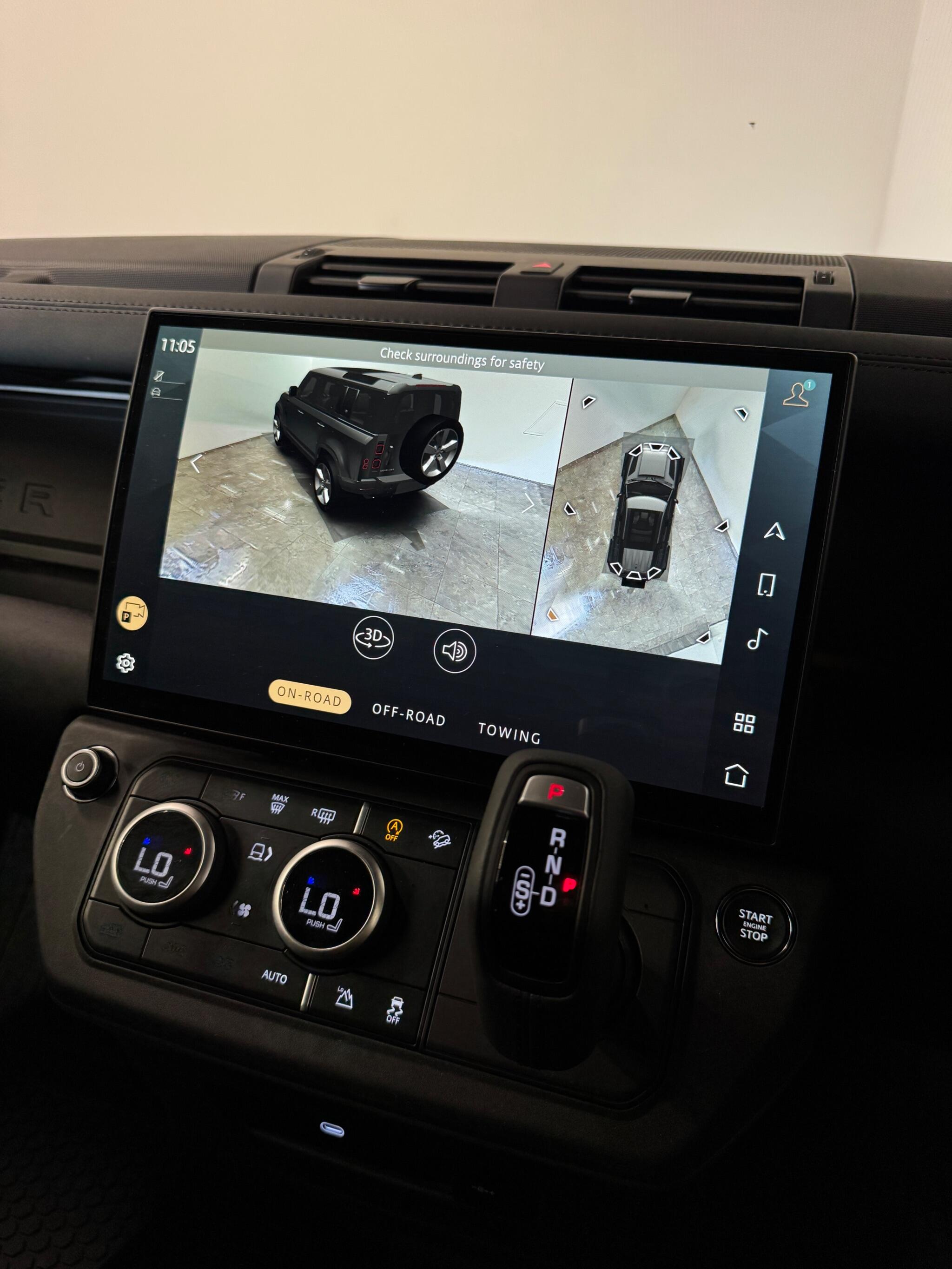 Land Rover Defender view 23