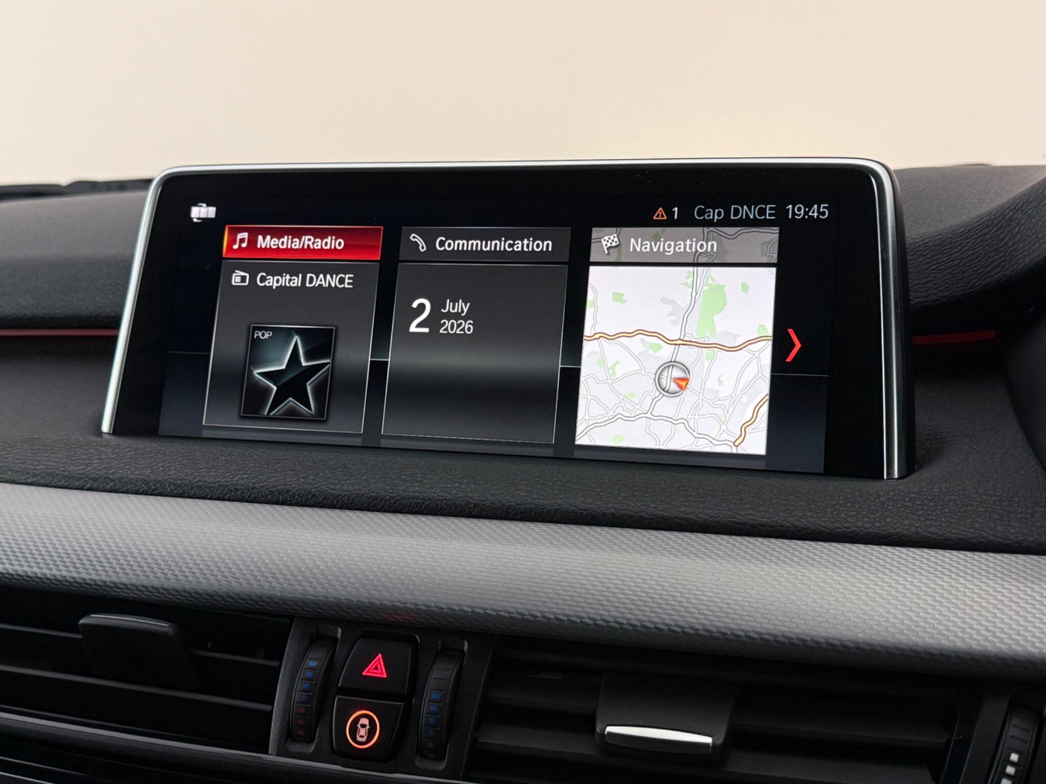 BMW X5 view 28