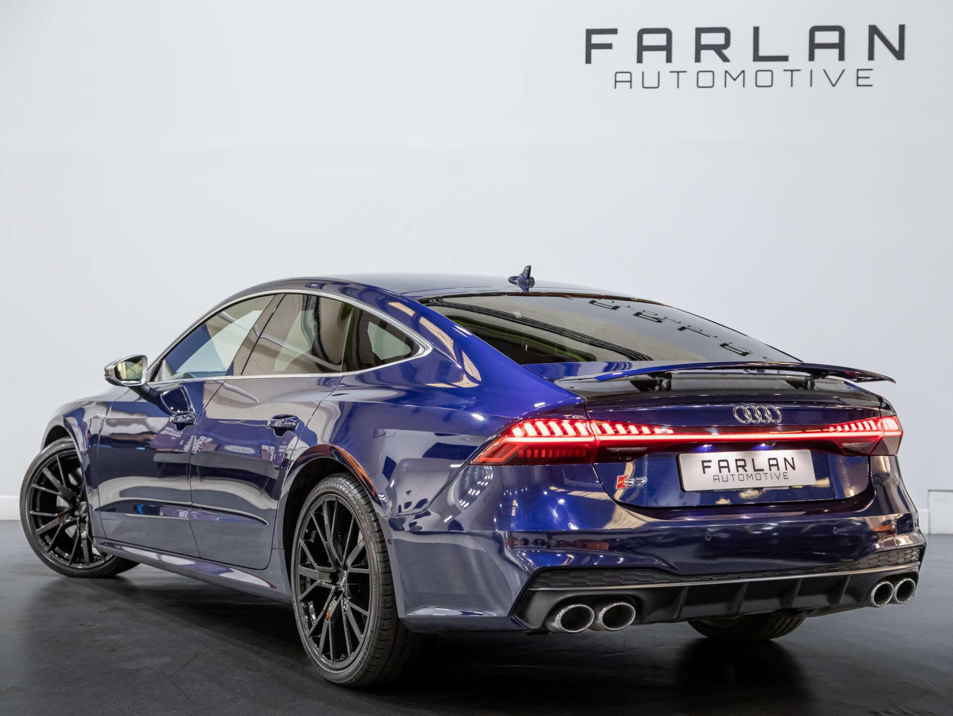 Audi S7 view 5