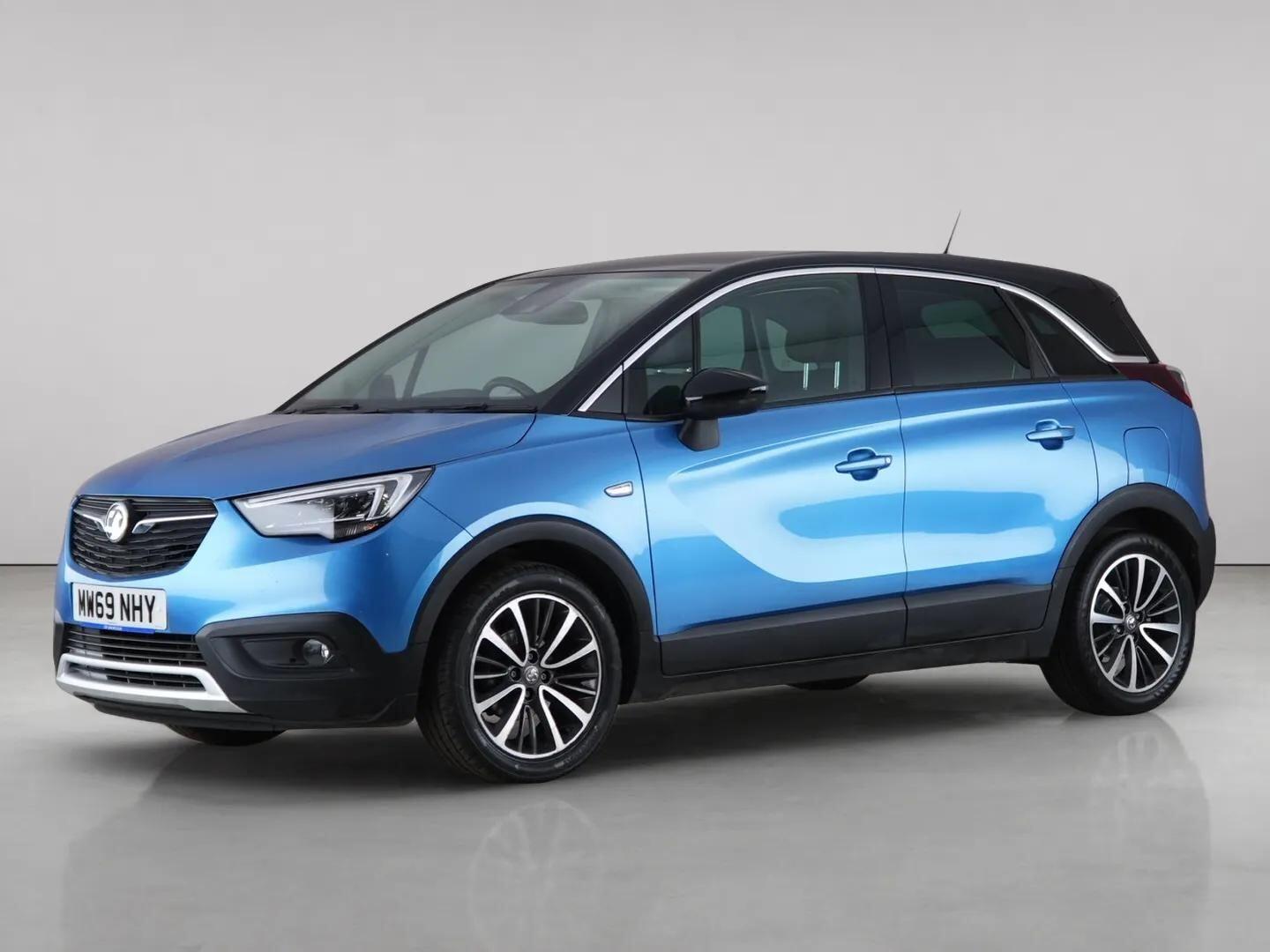 Vauxhall Crossland X view 2