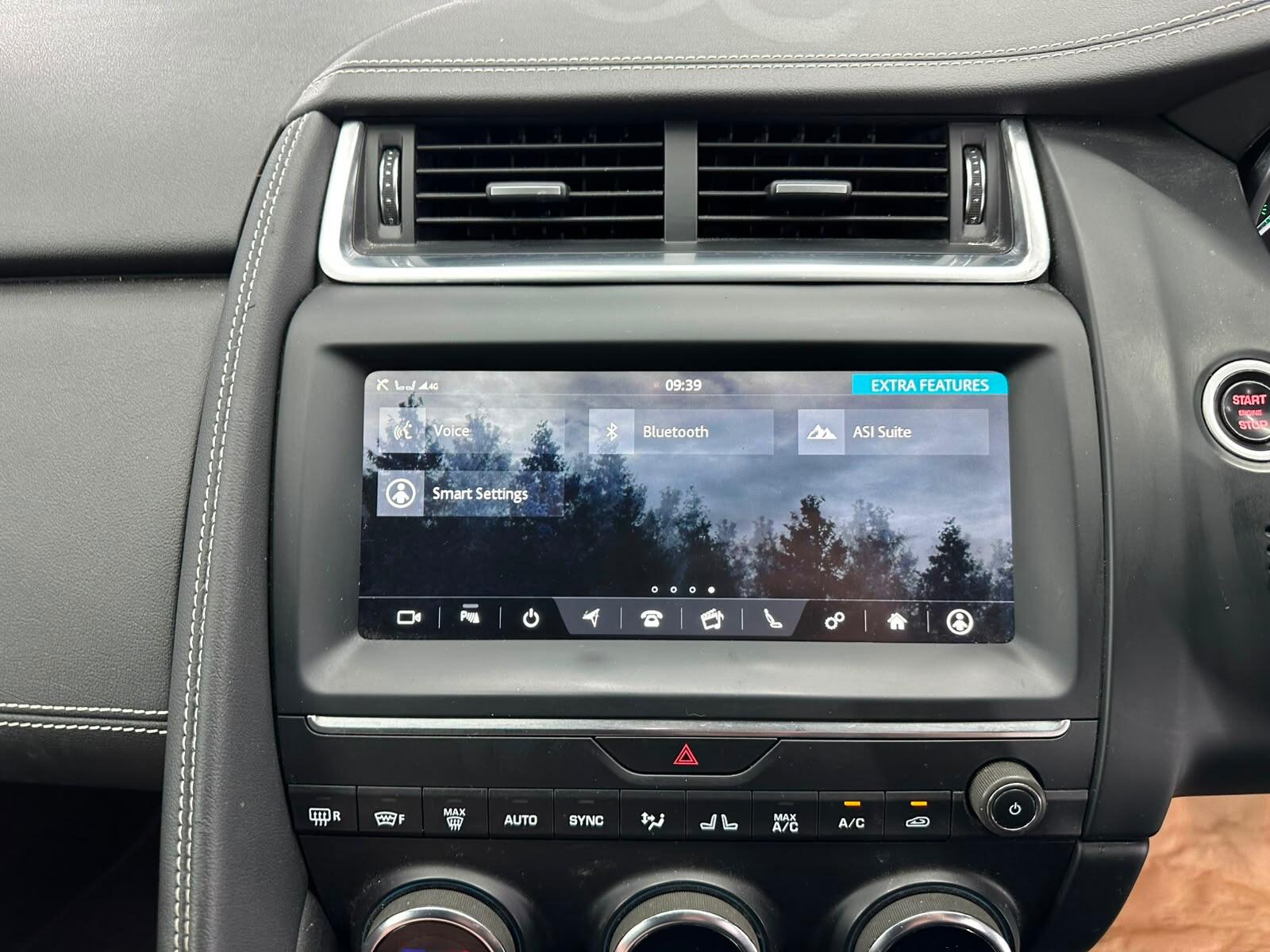 Jaguar E-Pace view 39
