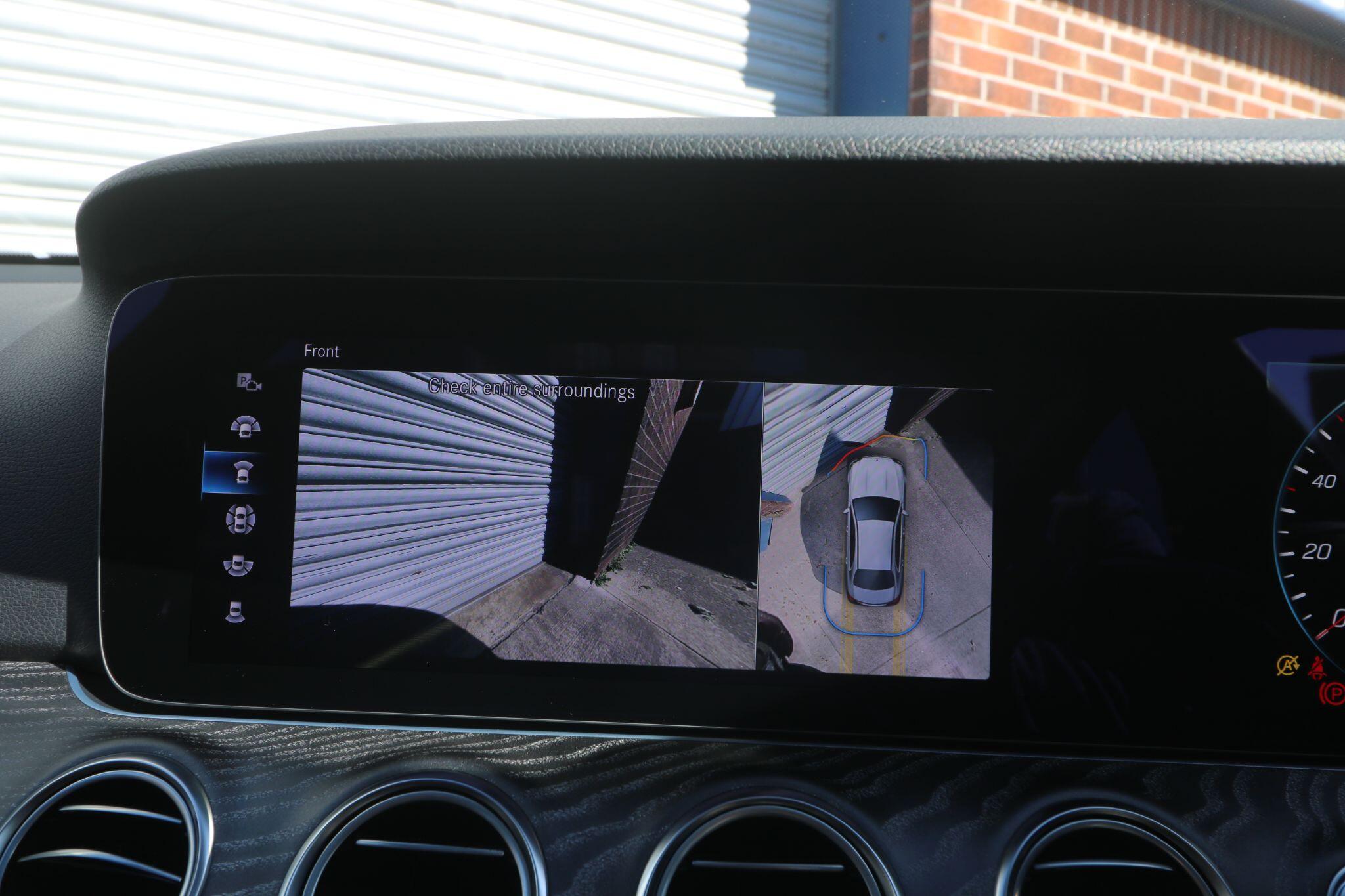 Mercedes-Benz E-Class view 17