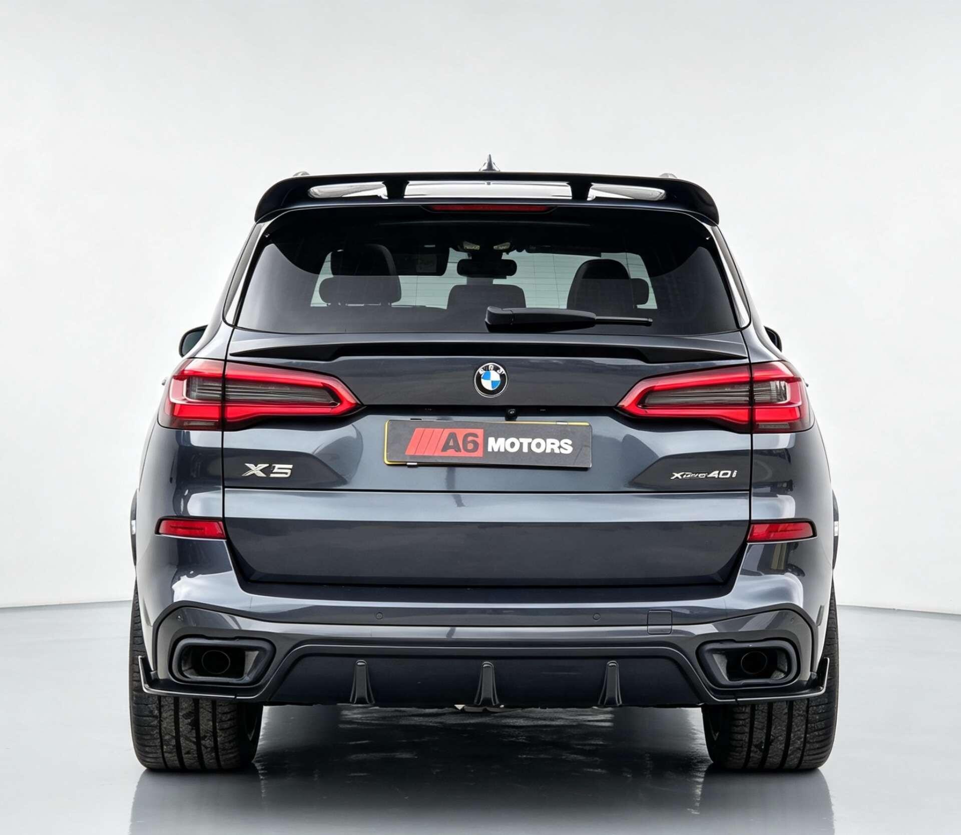 BMW X5 view 10