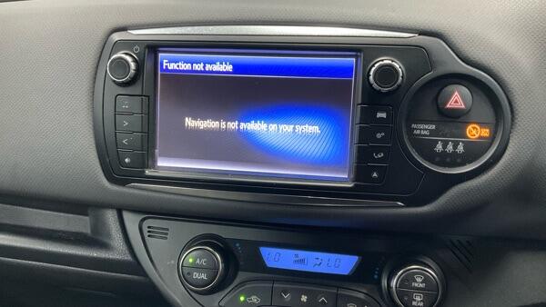 Toyota Yaris view 13