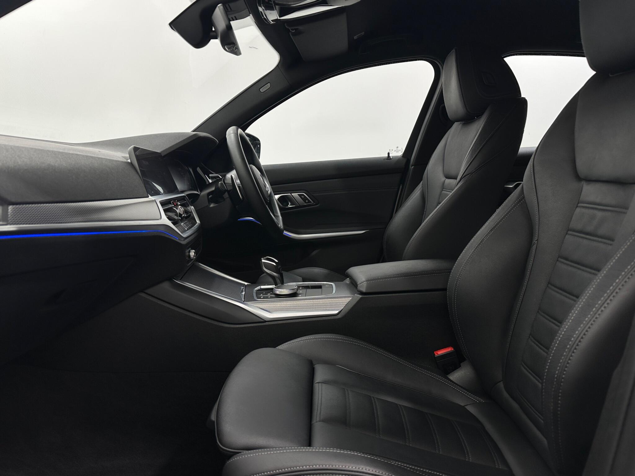 BMW 3 Series view 37