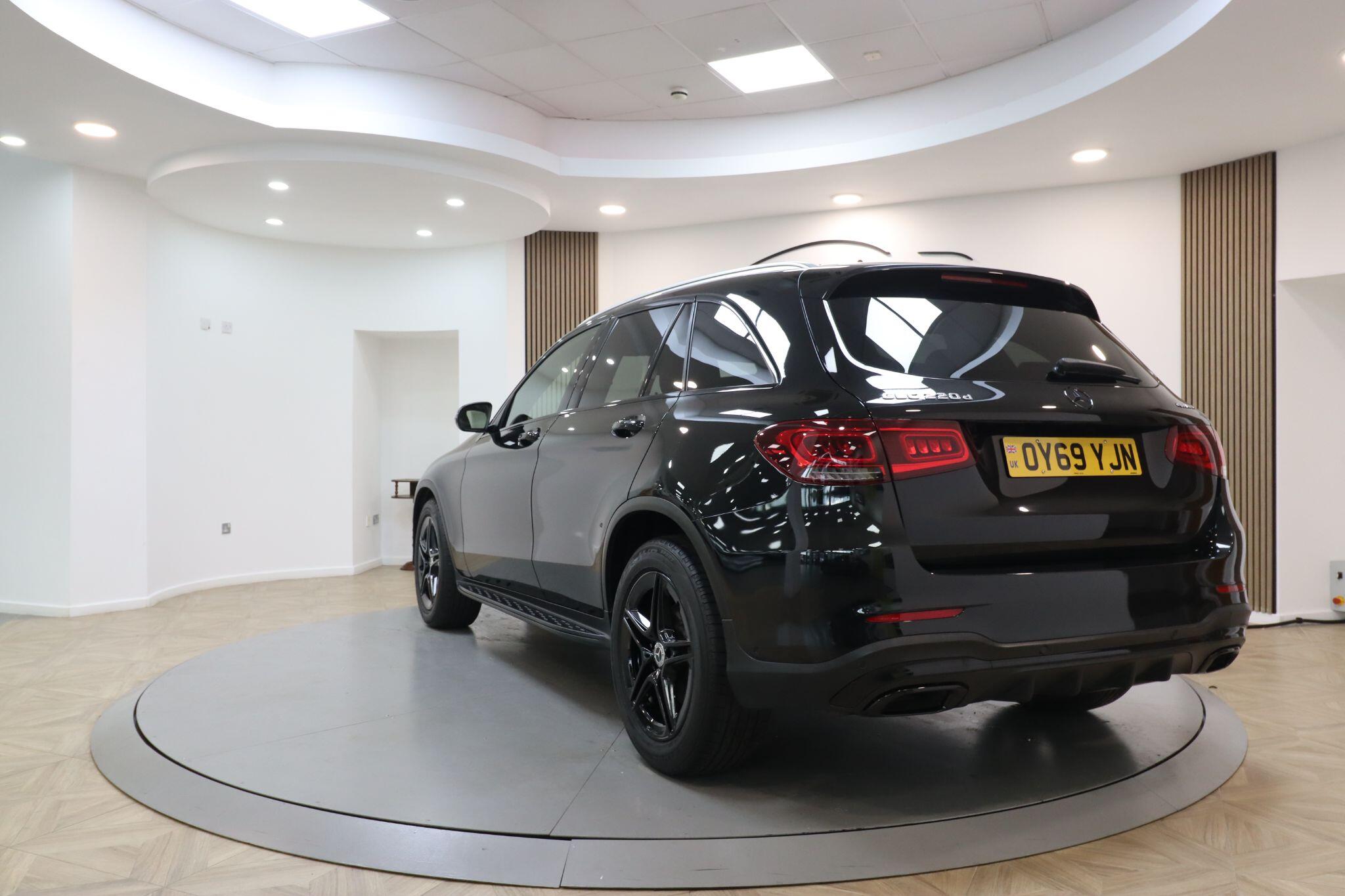 Mercedes-Benz GLC view 8