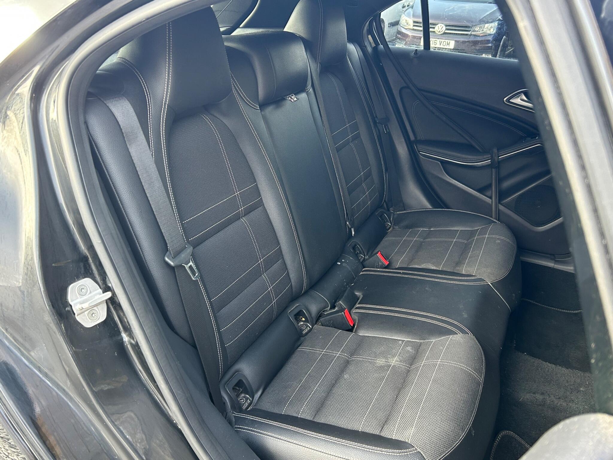 Mercedes-Benz A-Class view 35