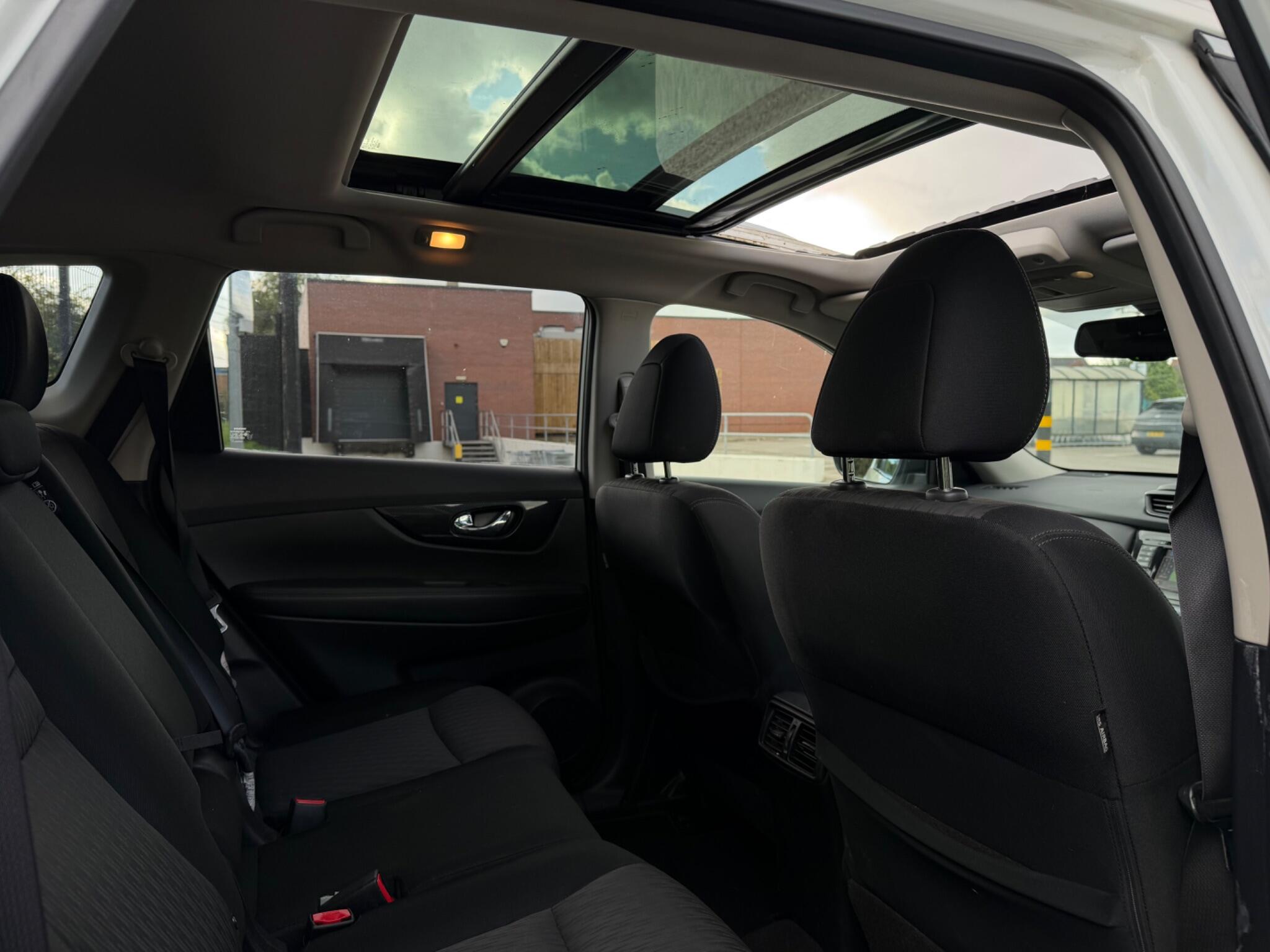 Nissan X-Trail view 16