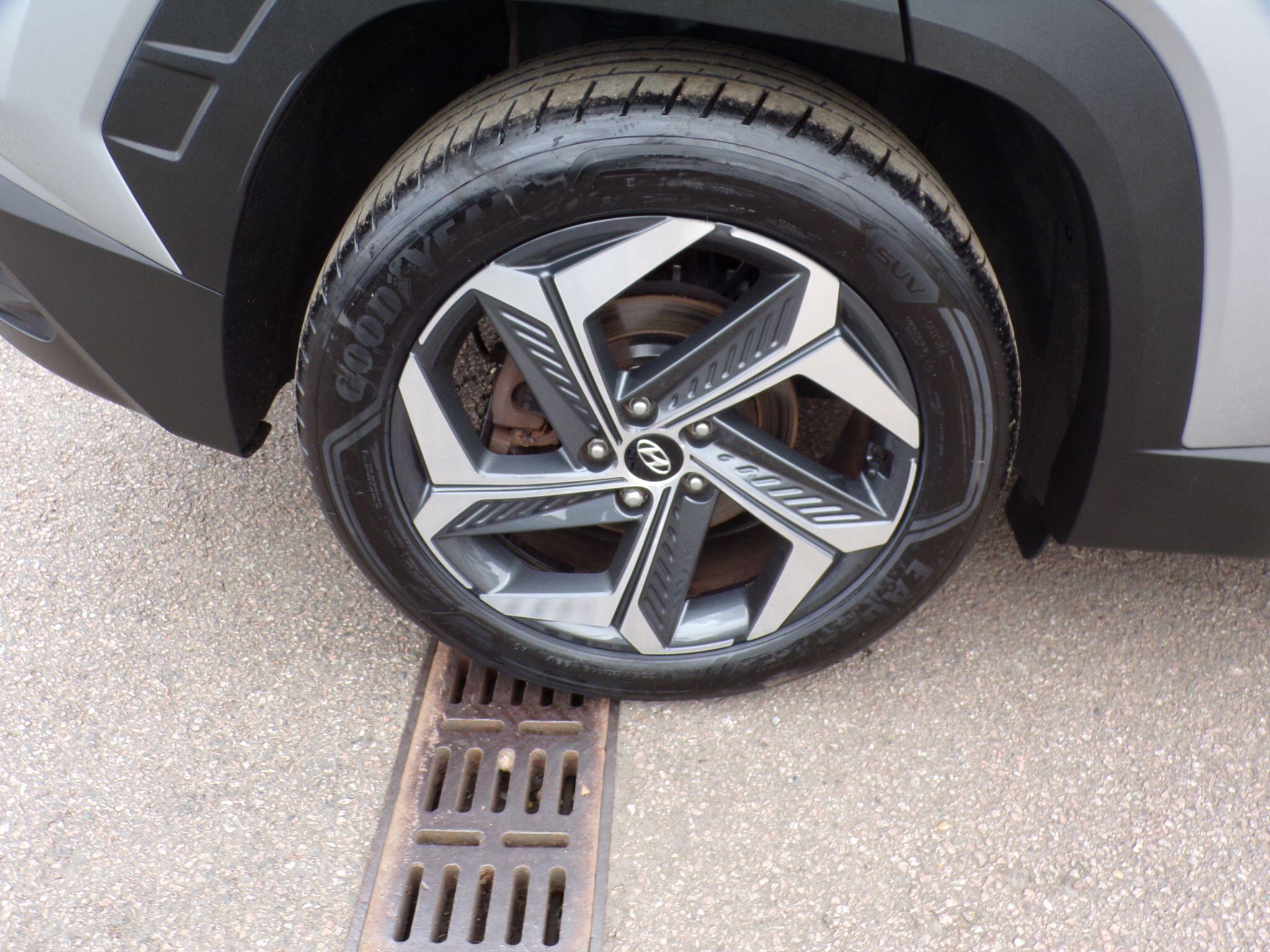 Hyundai Tucson view 10