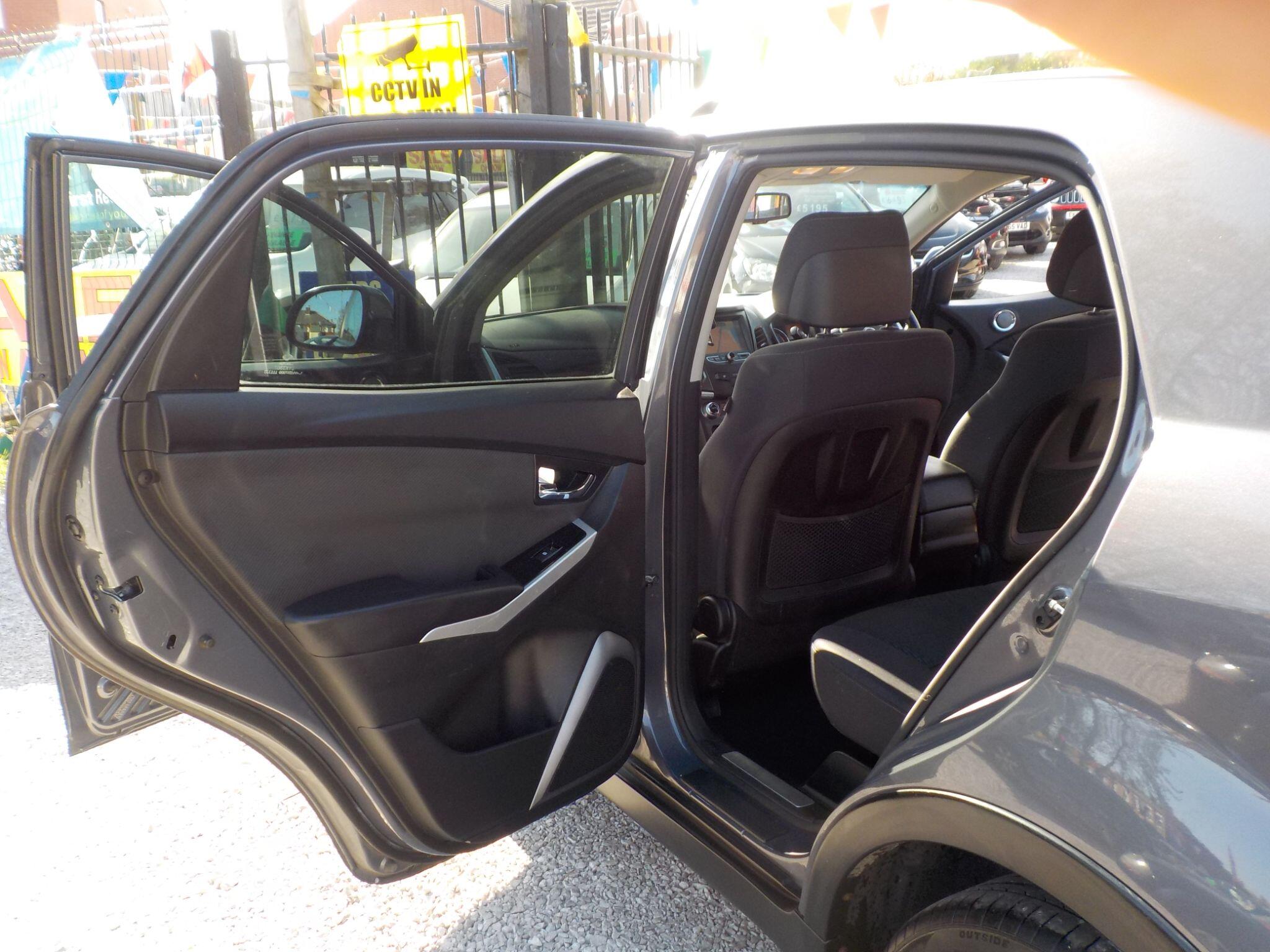 SsangYong Korando 2.2D LE Auto Euro 6 5dr