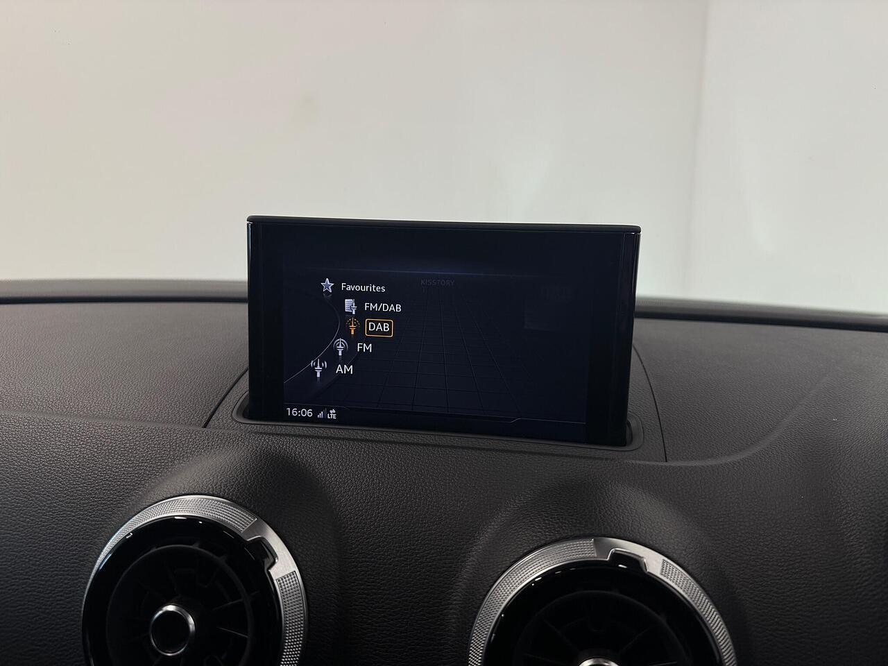 Audi S3 view 24