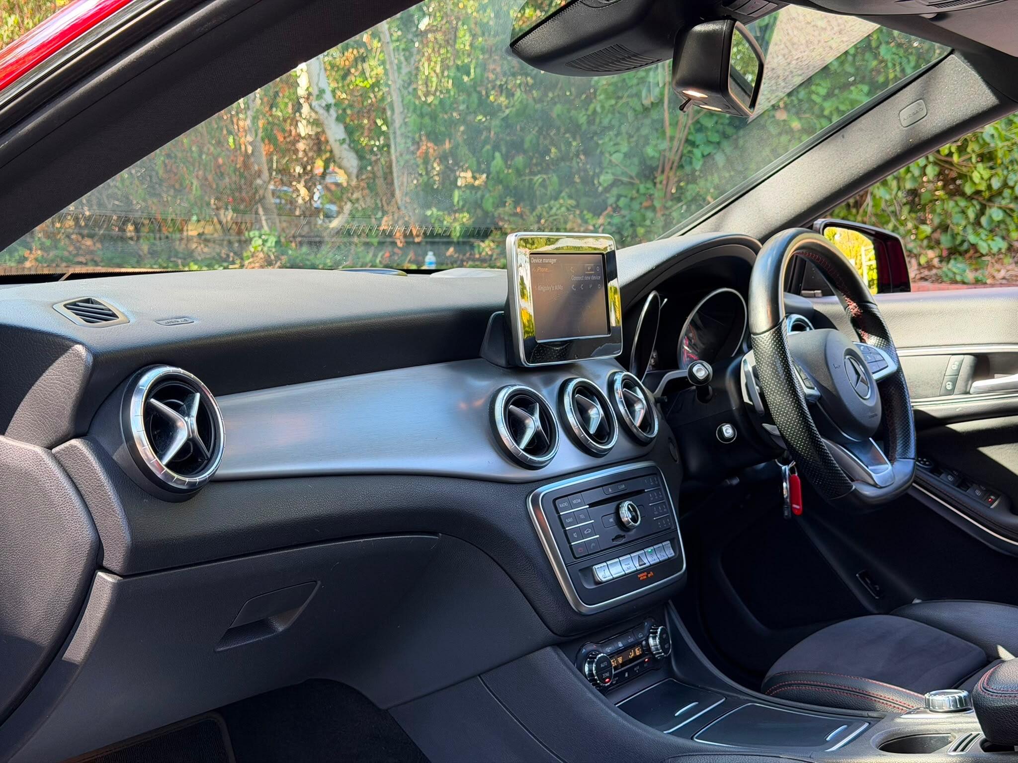 Mercedes-Benz CLA view 14