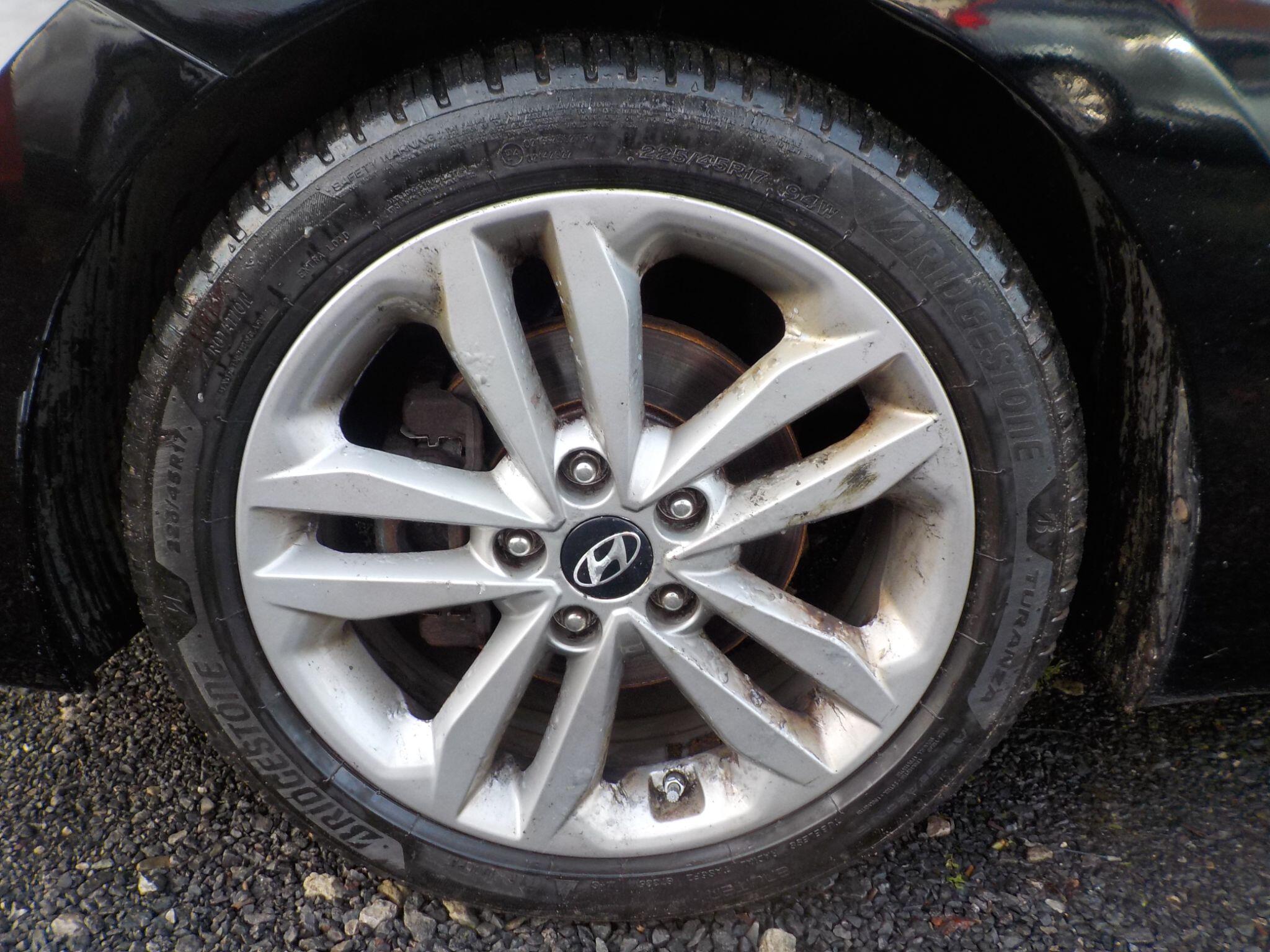 Hyundai i30 1.6 CRDi Blue Drive Premium Euro 6 (s/s) 5dr