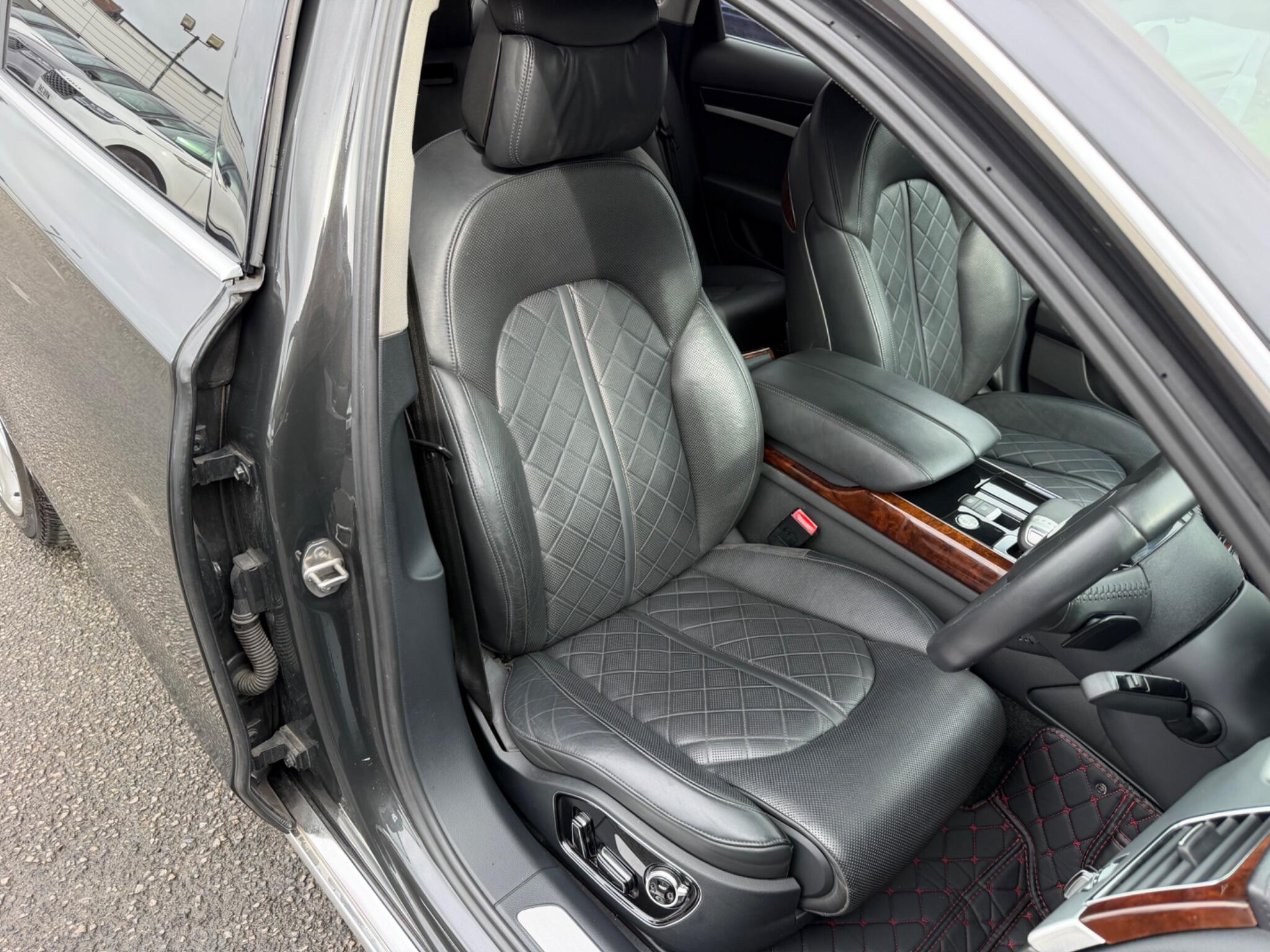 Audi A8 view 16