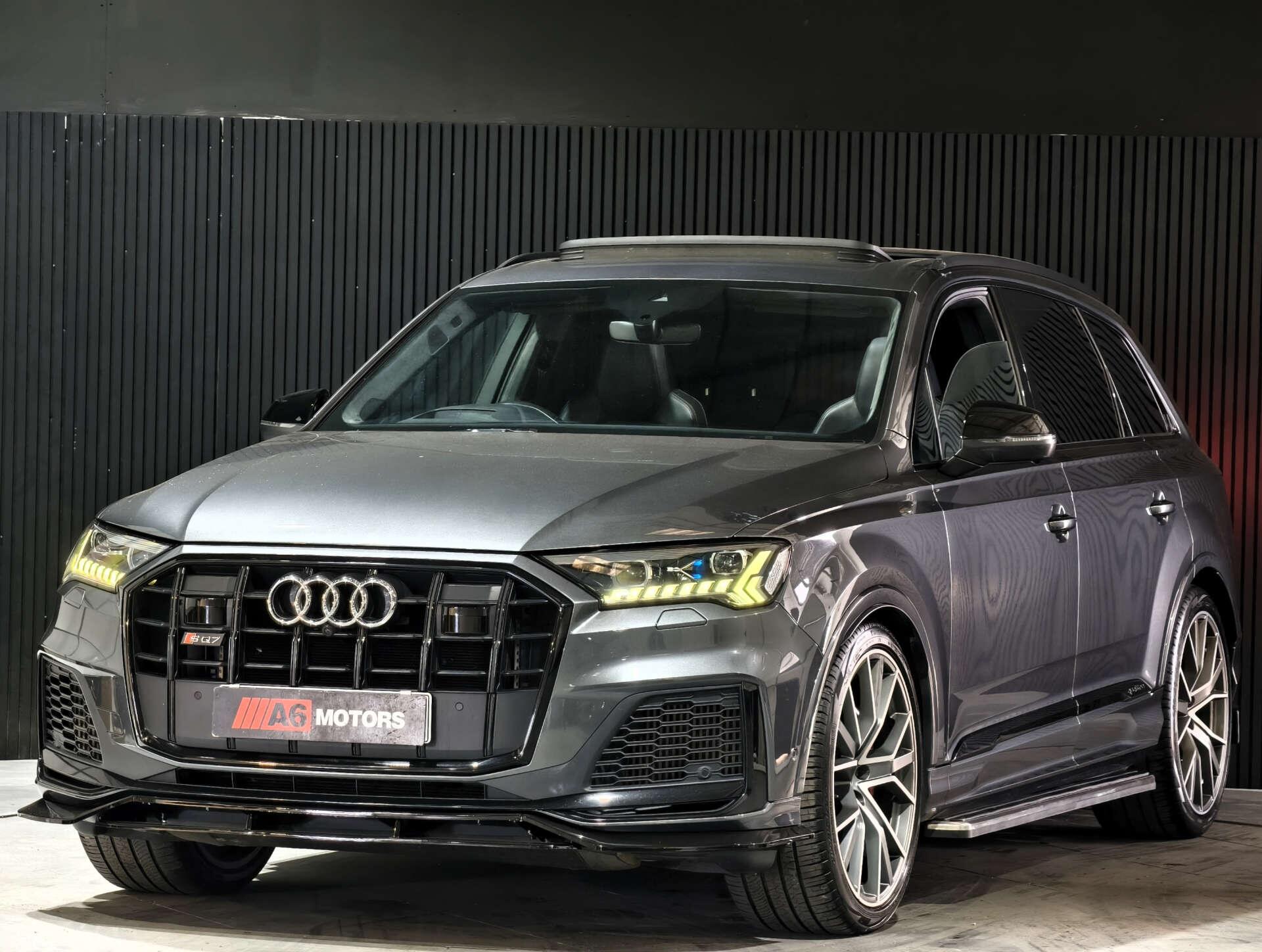 Audi SQ7 view 12