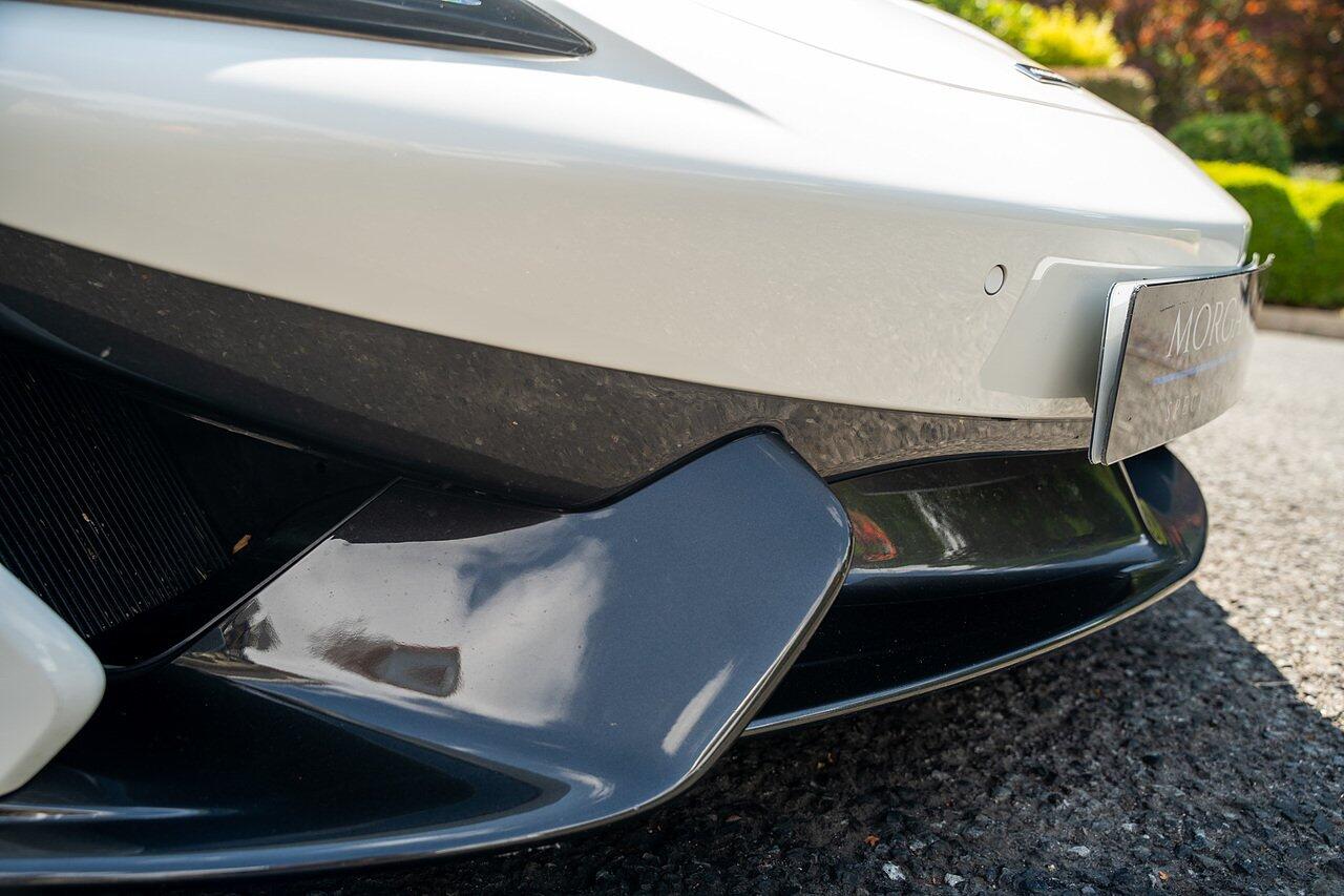 McLaren 570S view 41