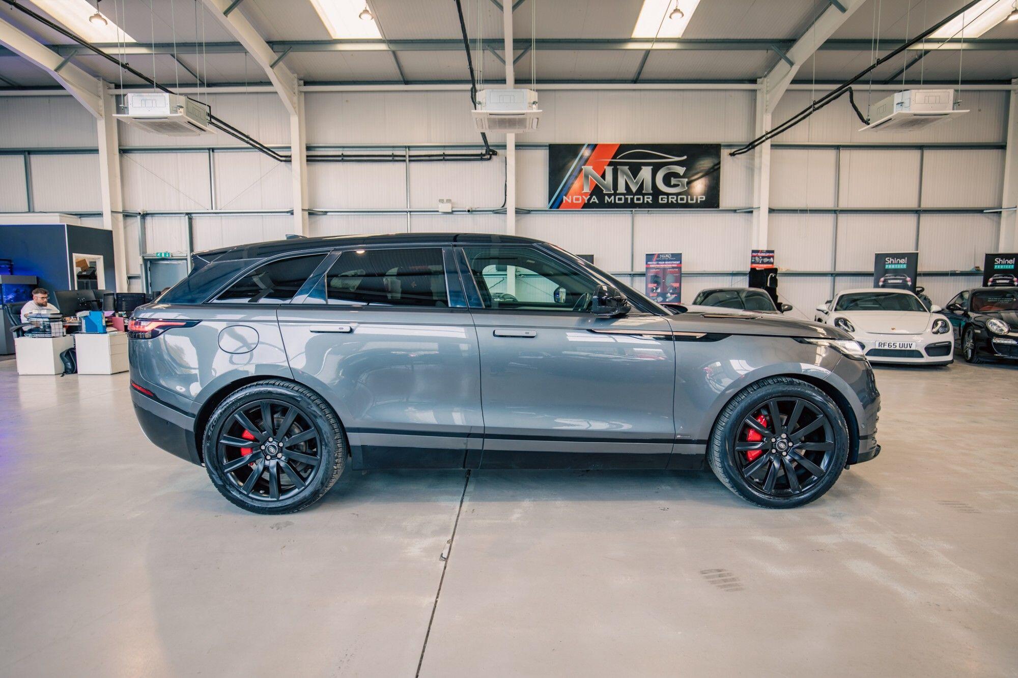 Land Rover Range Rover Velar view 22