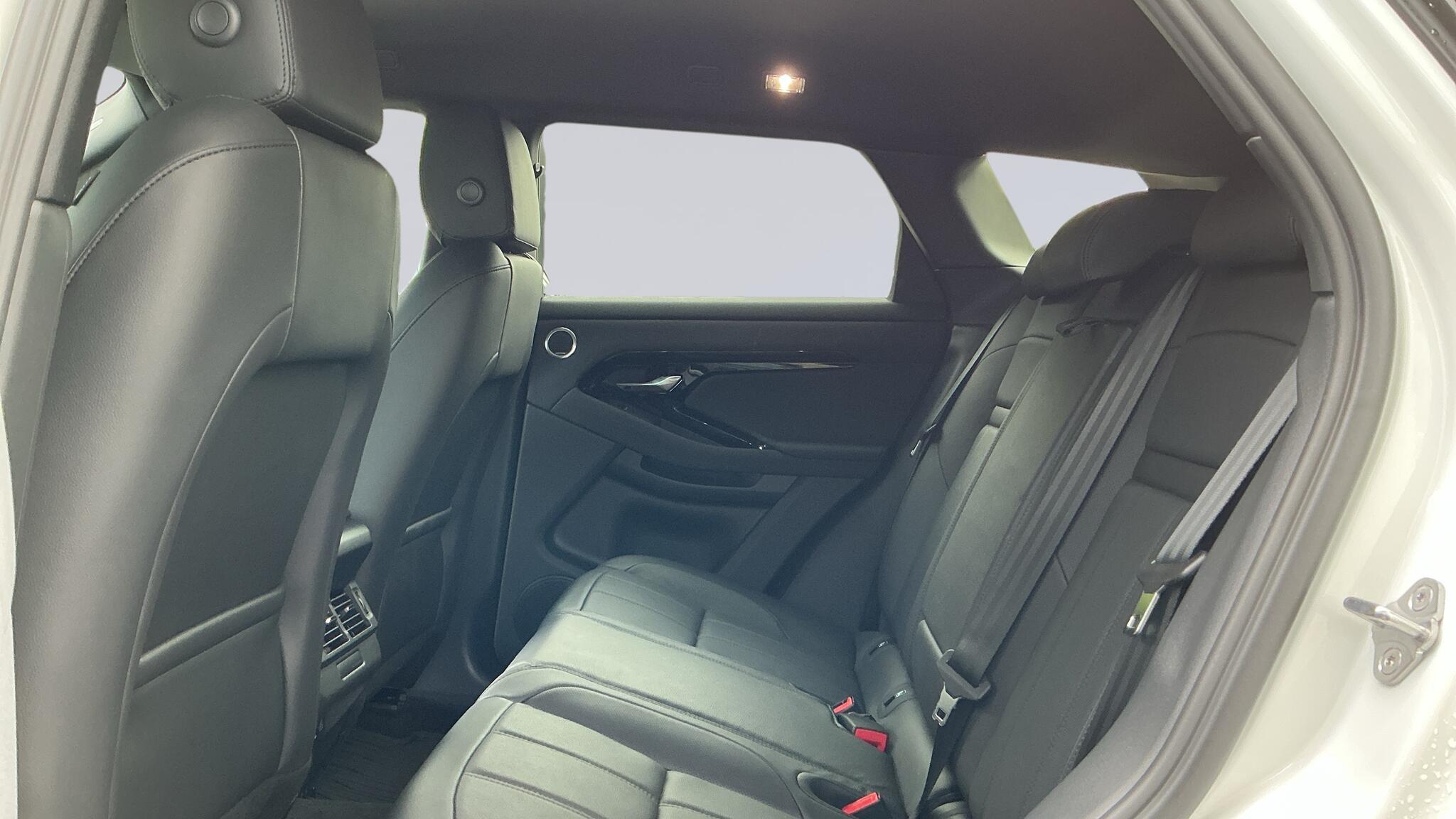 Land Rover Range Rover Evoque view 4