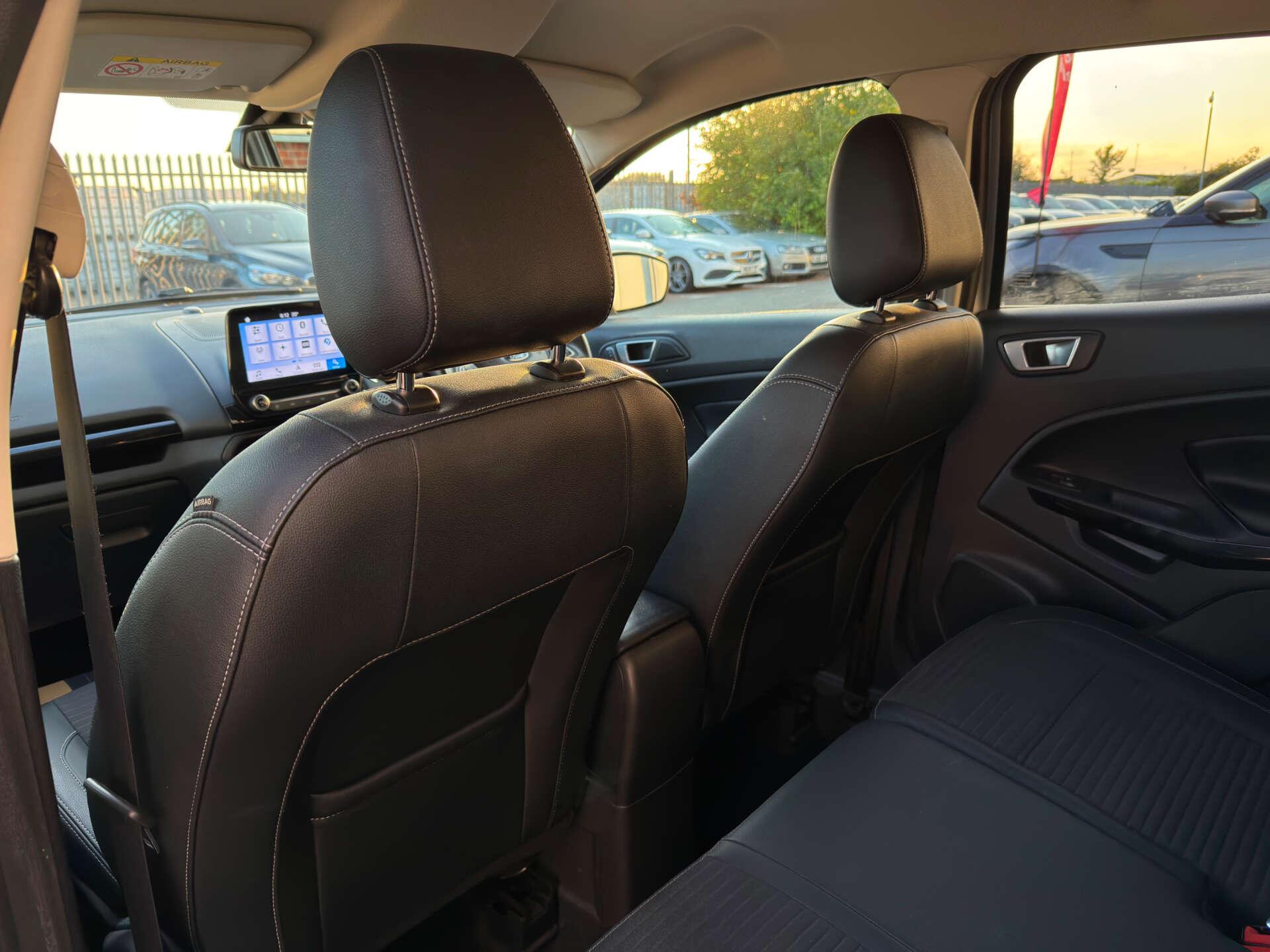 Ford Ecosport view 35