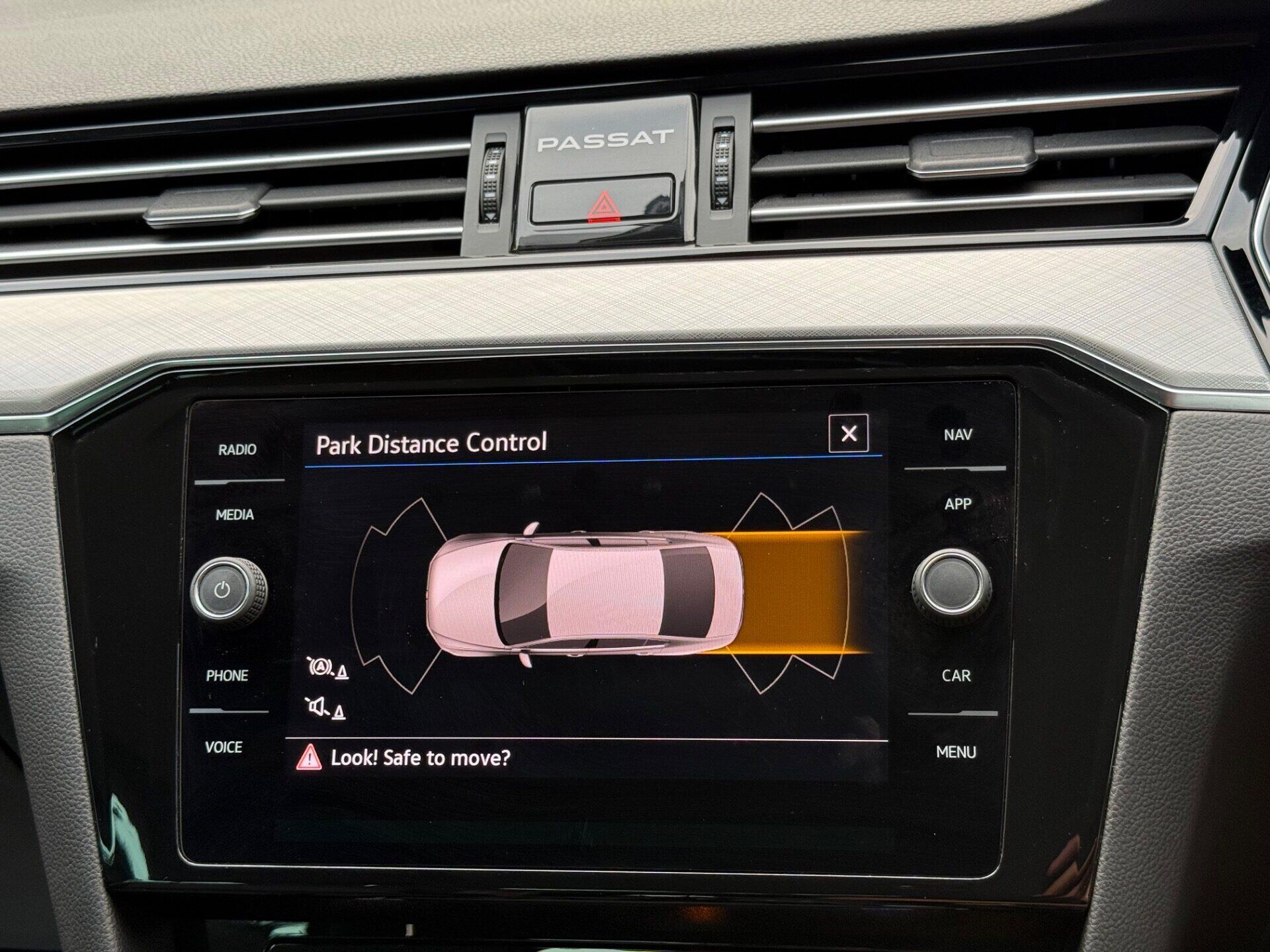 Volkswagen Passat view 43